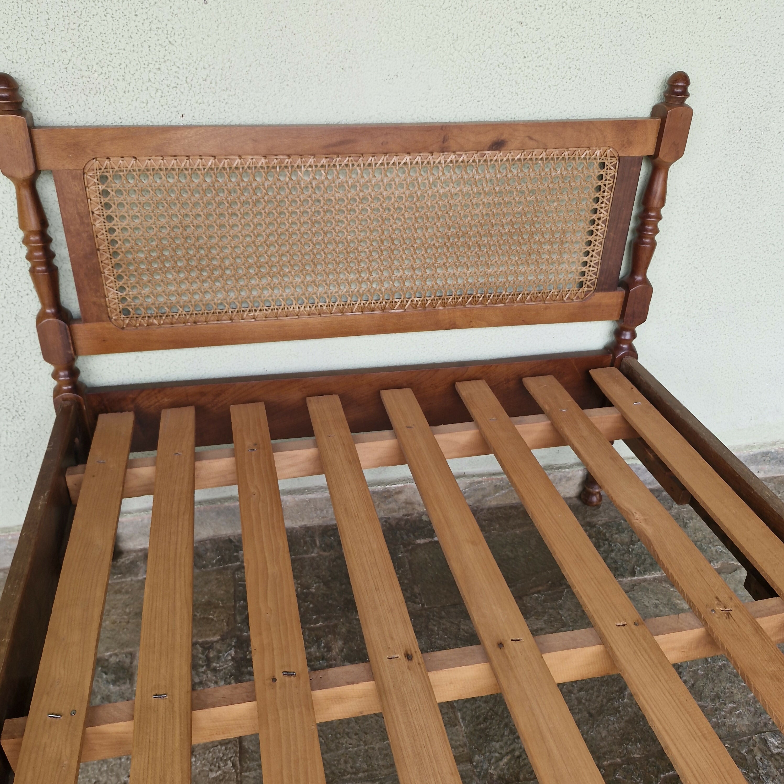 Cama de Solteiro Palhinha