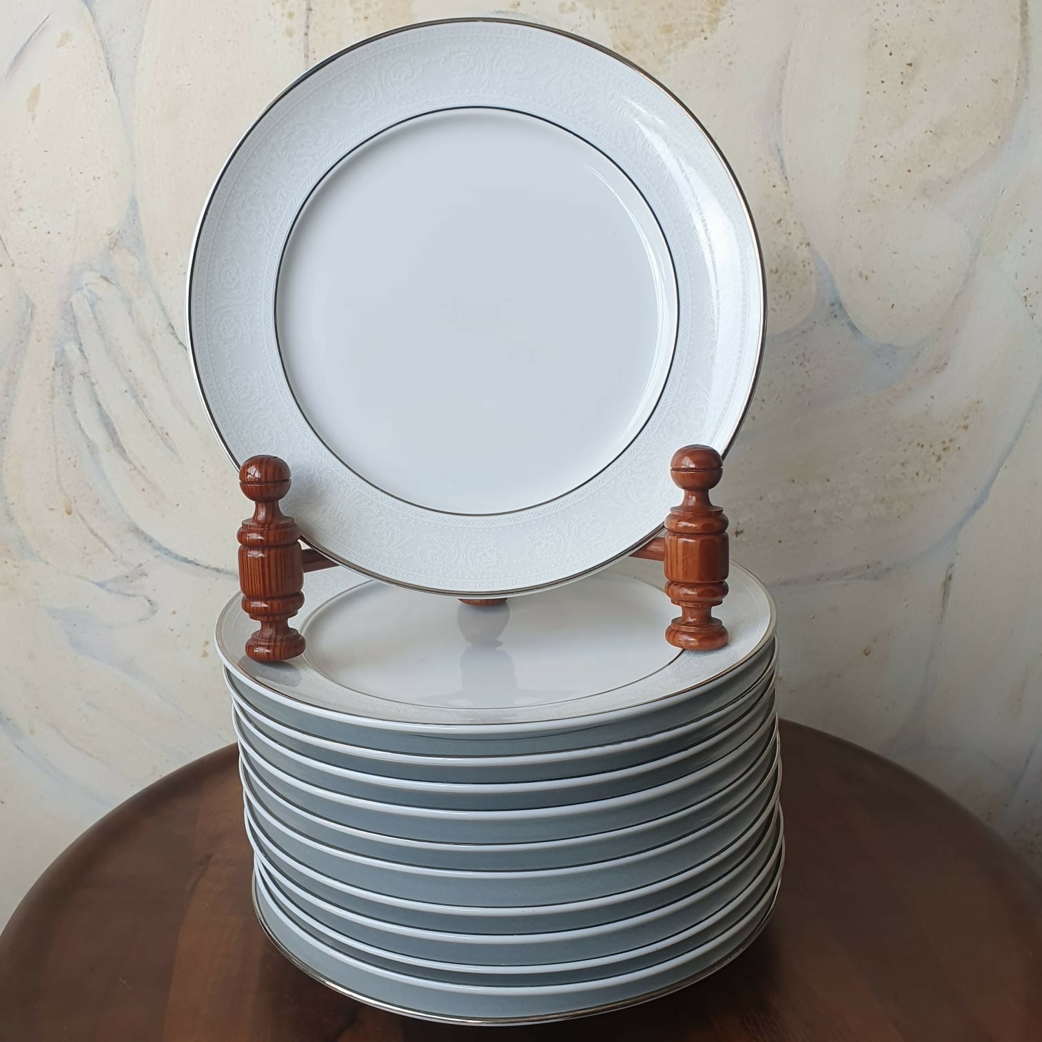 Jogo de pratos 24 peças em porcelana Germer, Linha Home Style. Impecáveis!