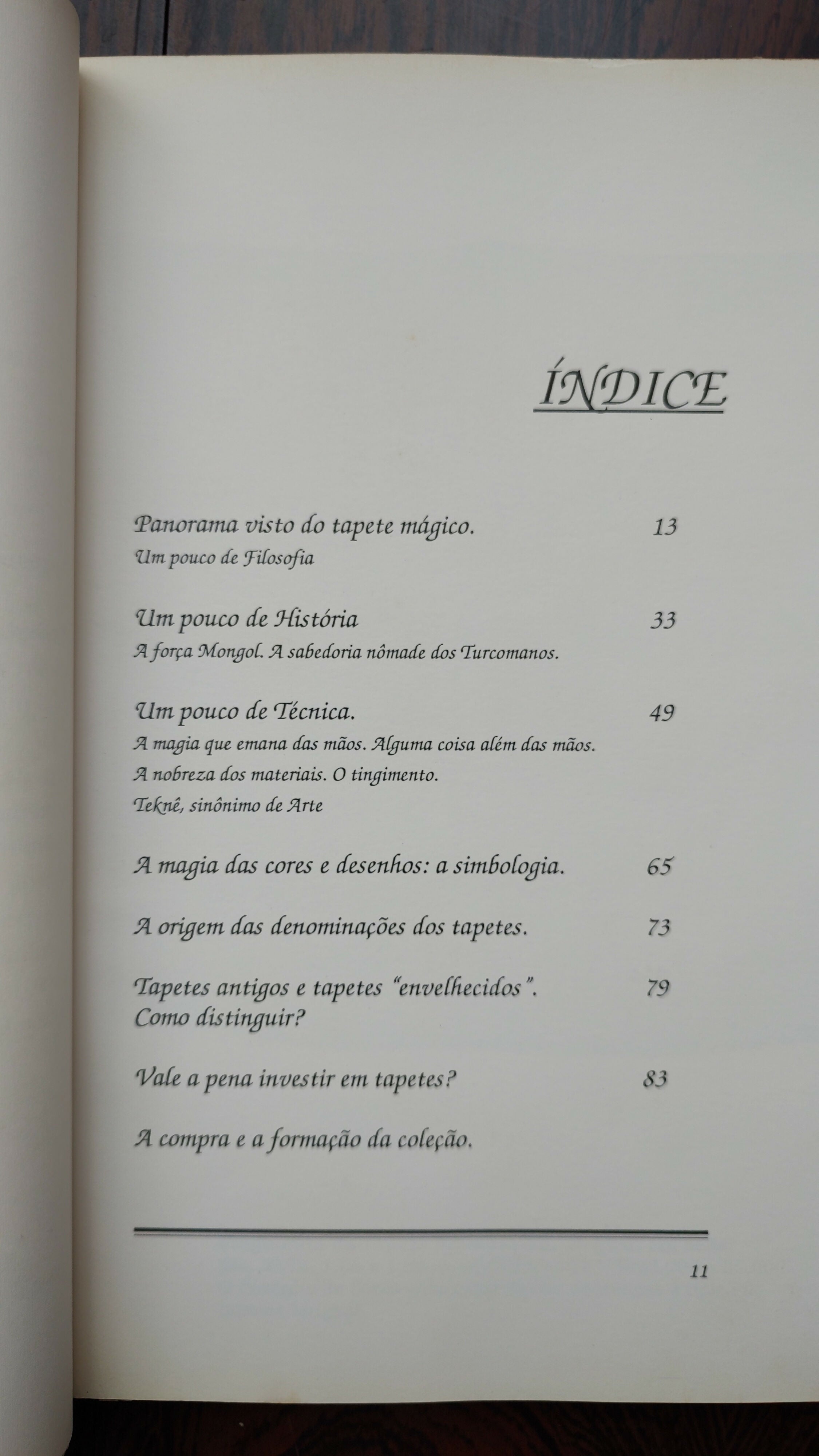 Raro Livro "A Magia dos Tapetes Orientais" de Omar Bin Qaissar El Merjayouni - edição 1988