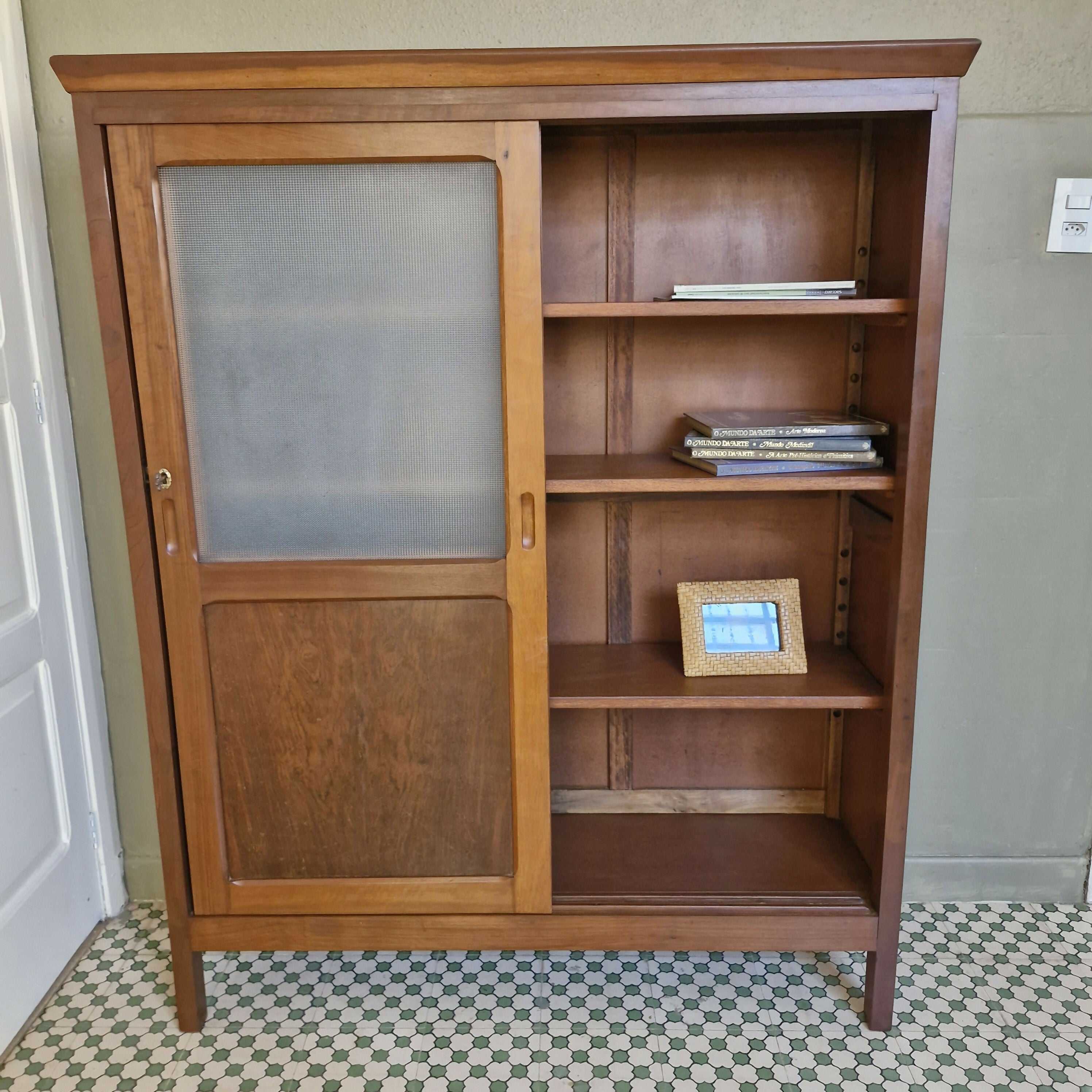 Livreiro Antigo (restaurado)