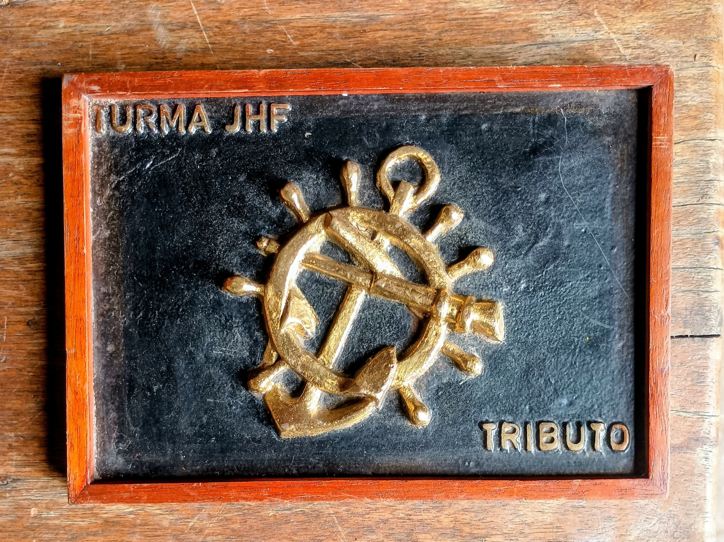 Antiga Âncora naval em ferro fundido