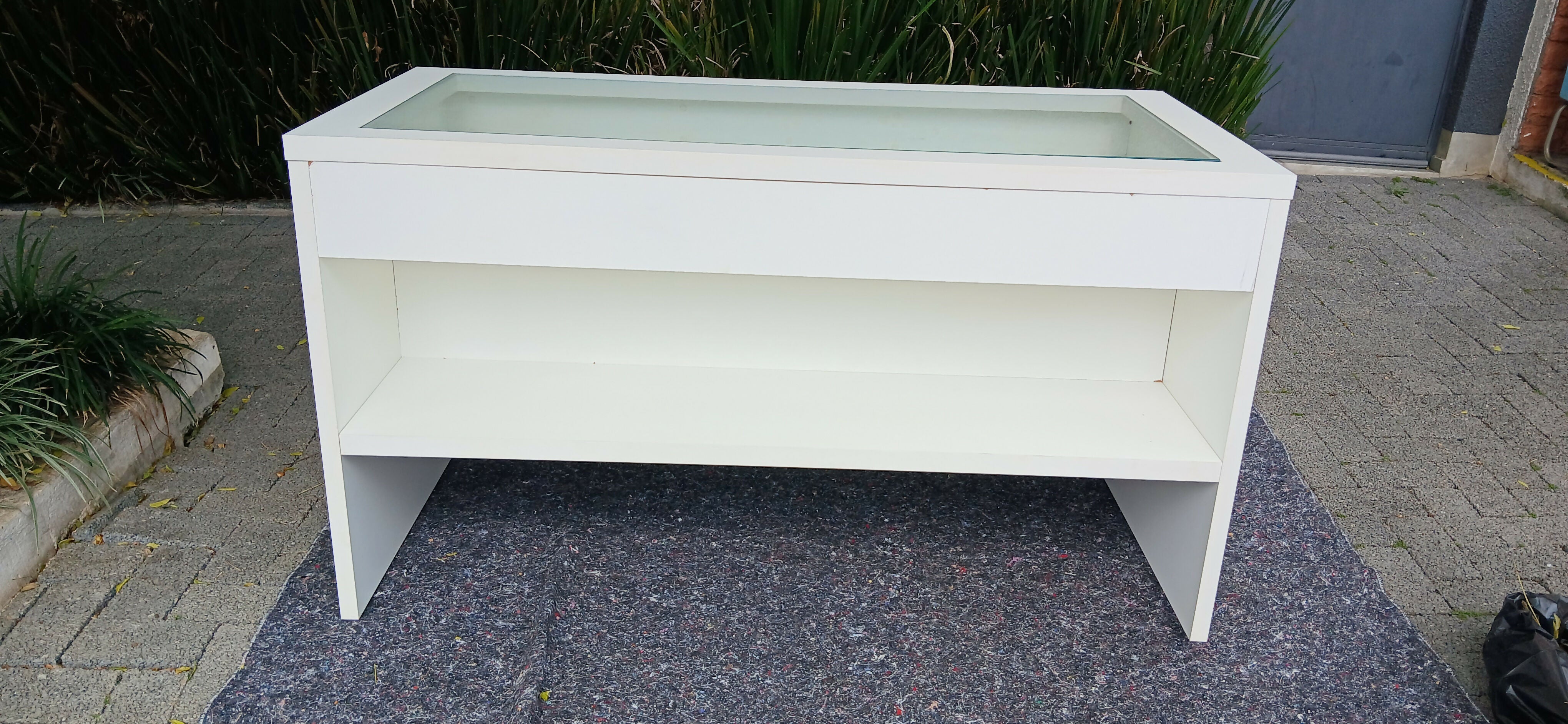 Balcão Expositor com vidro