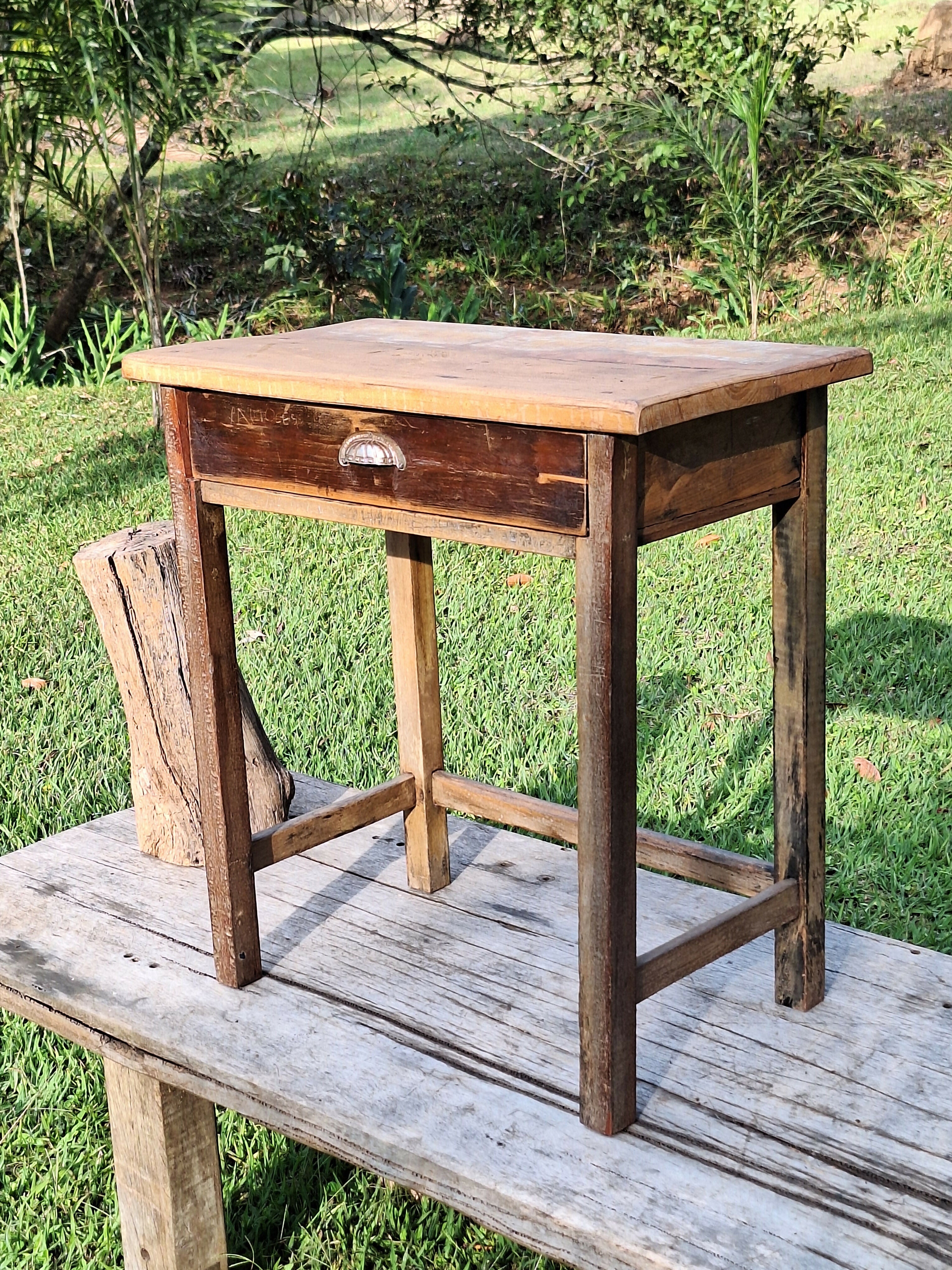 Mesinha Antiga Madeira Maciça Garimpo Mineiro