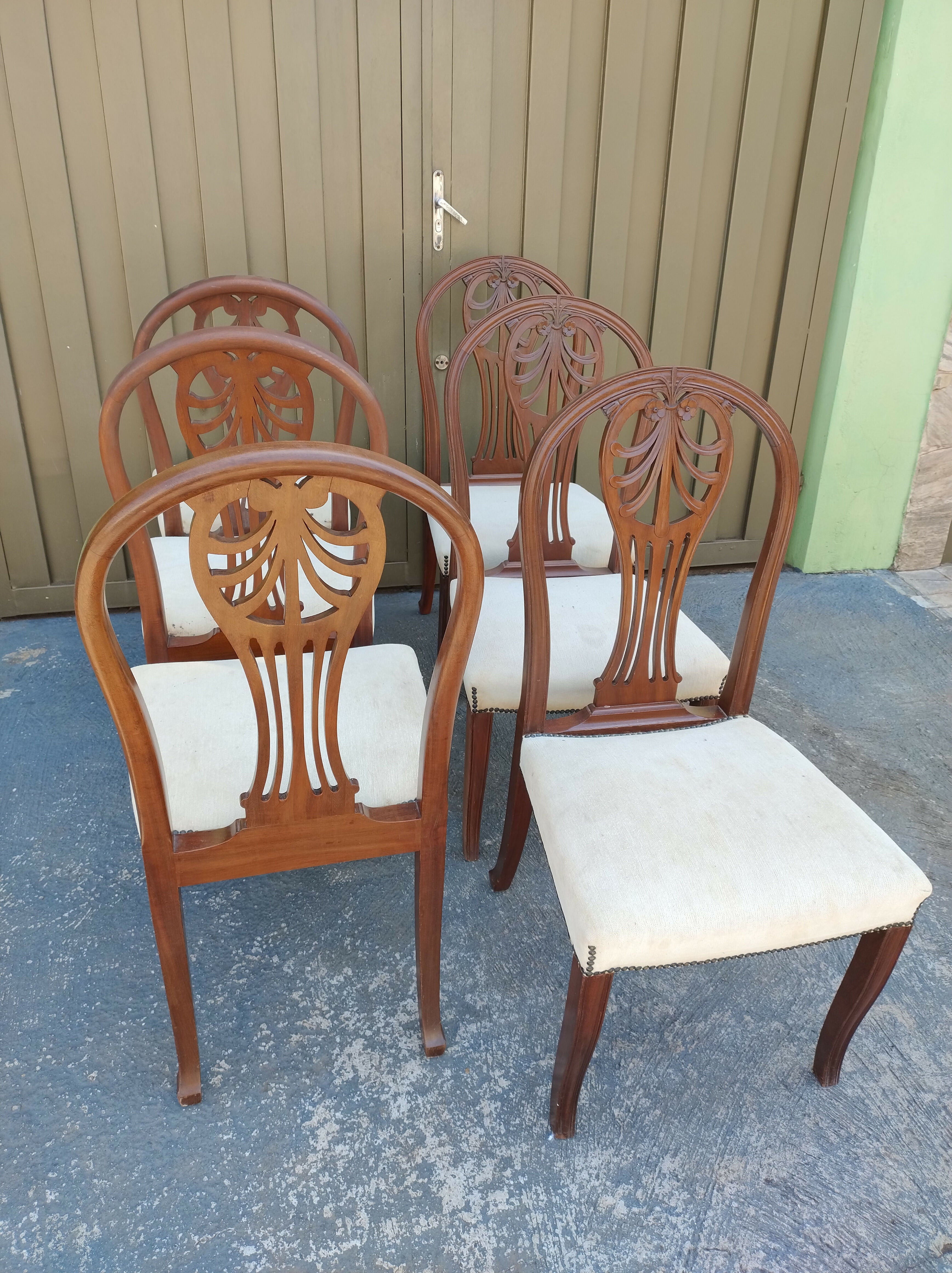 Quarteto de Cadeiras antigas