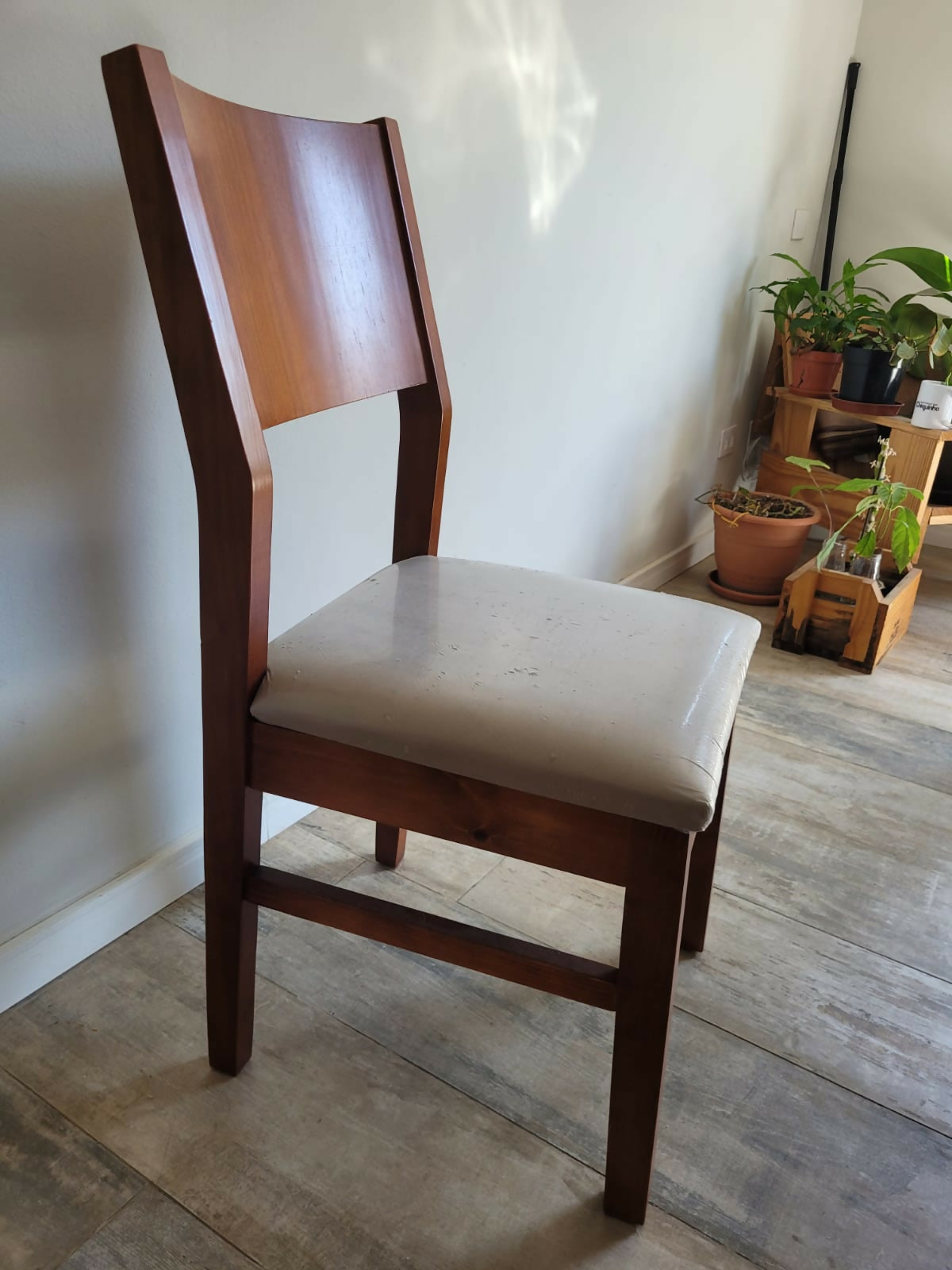 Conjunto de cadeiras 2 peças (praticamente novas)