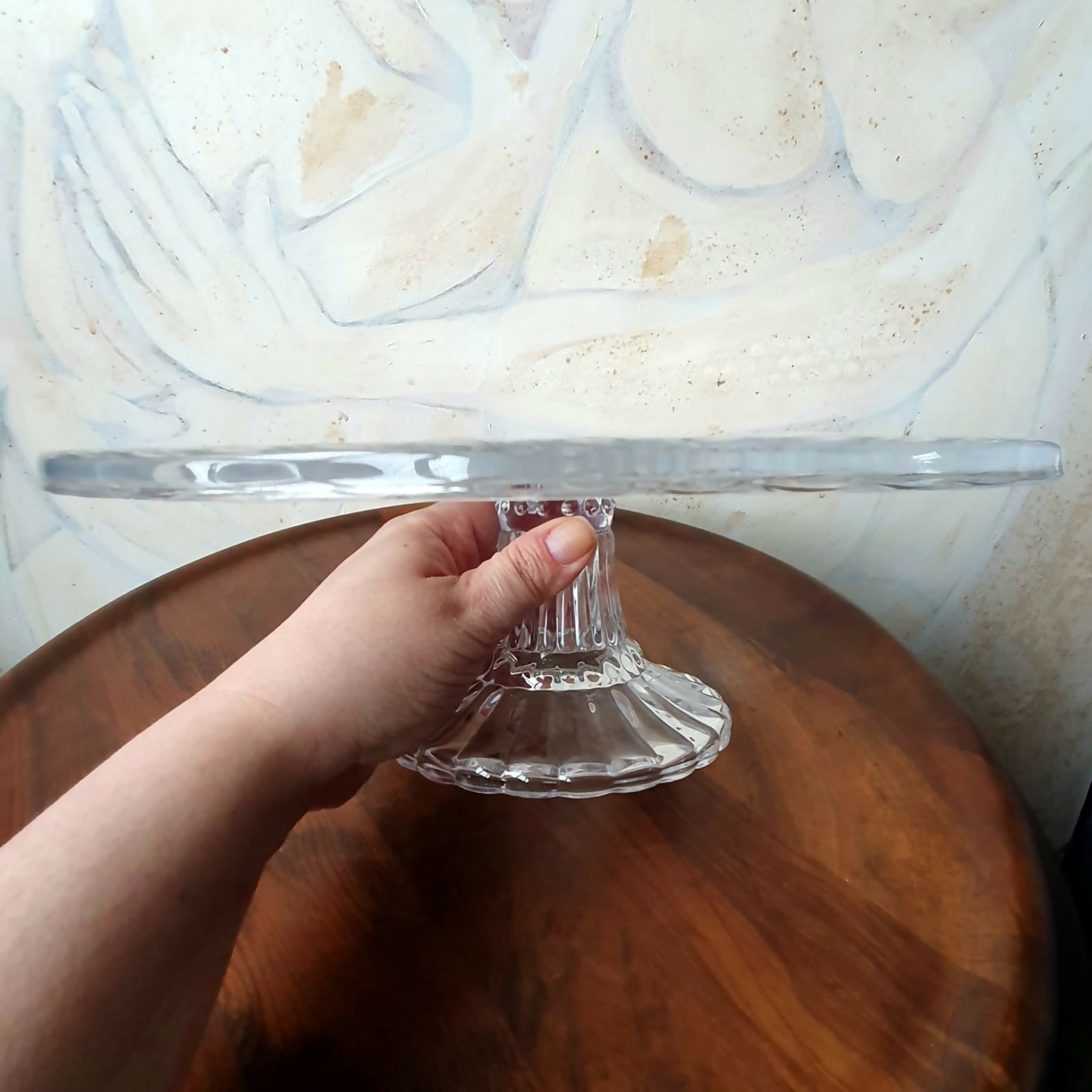 Boleira linda com pé alto,31cm, Daslu, sem uso, com etiqueta, na caixa original.