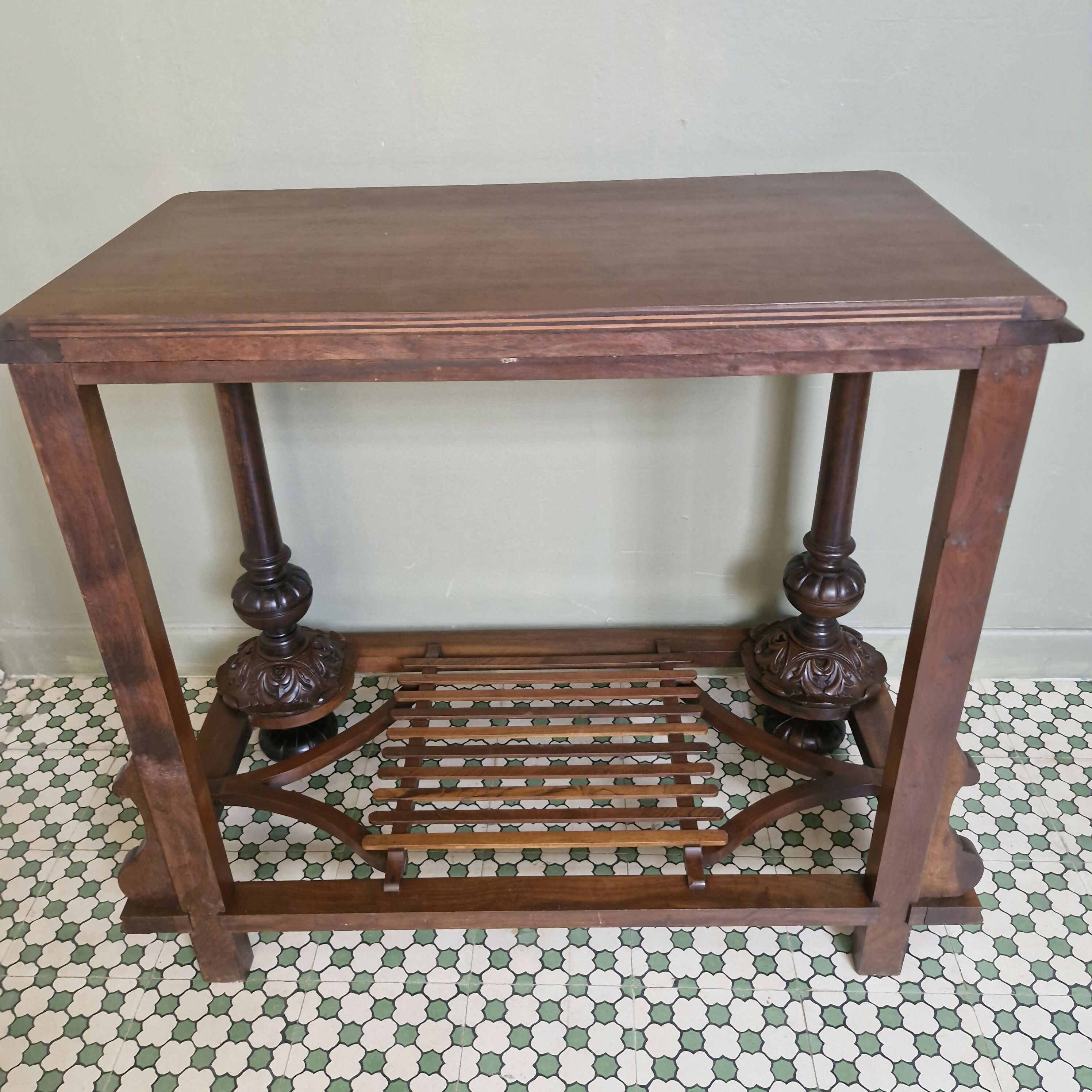 Mesa Console Entalhada