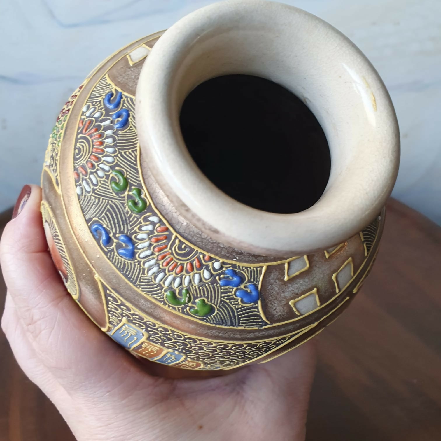 Antigo vaso em porcelana japonesa Satsuma. Lindo e muito preservado!