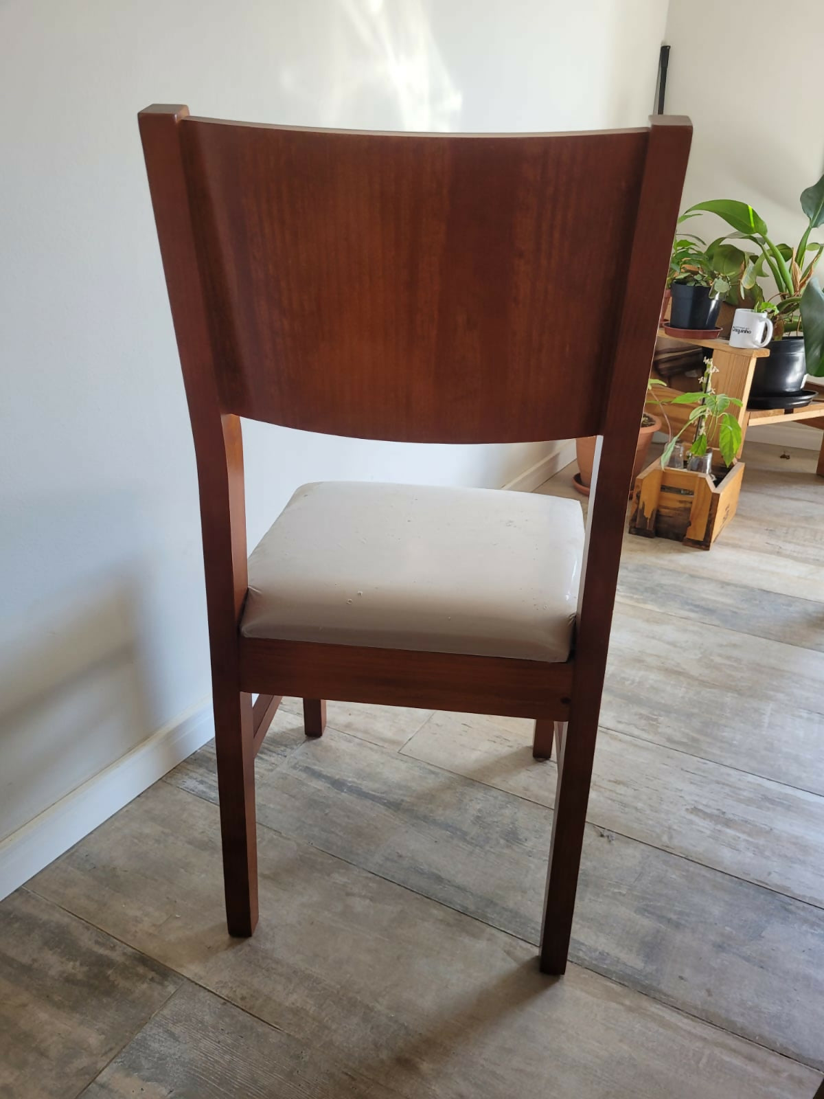 Conjunto de cadeiras 2 peças (praticamente novas)