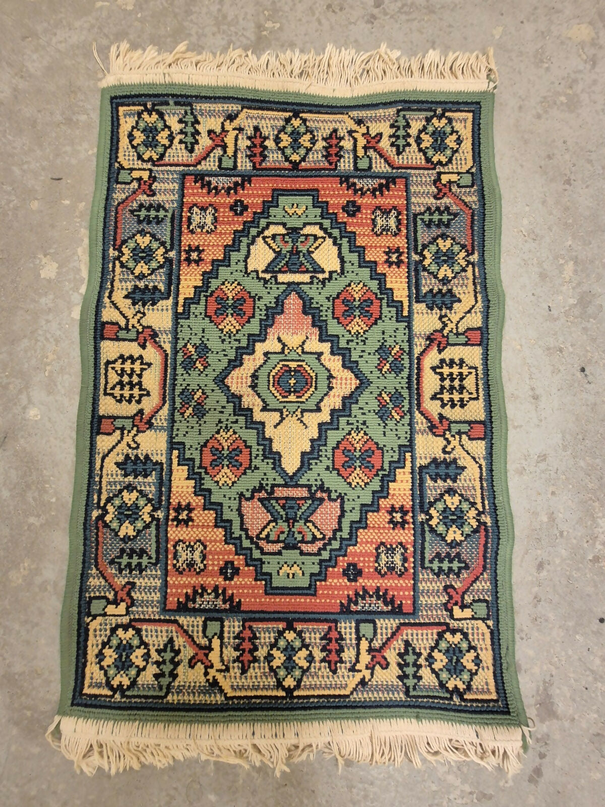 Tapete Kilim Pequeno - 0,54m x 0,82m