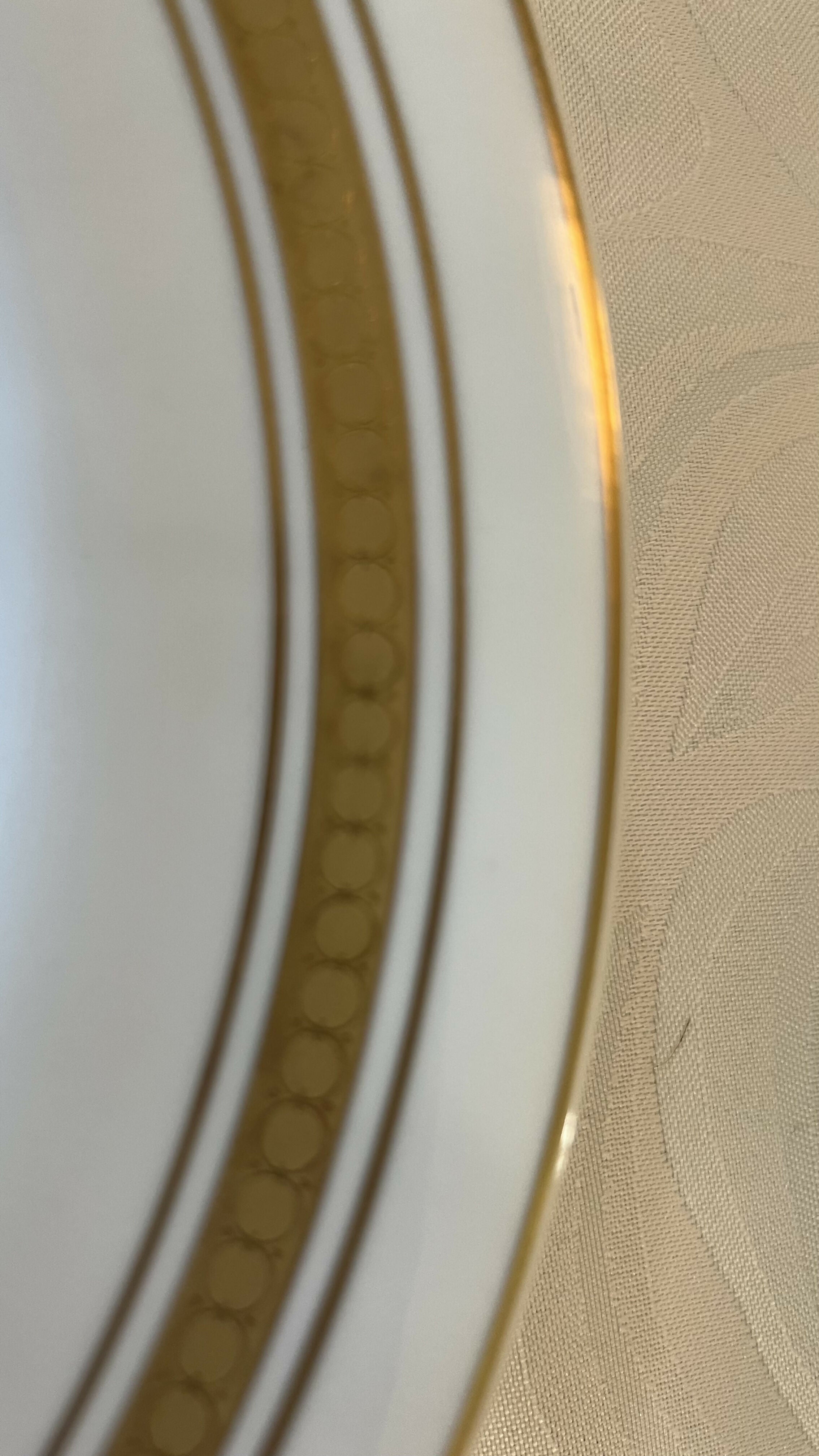 Pratos rasos e de sobremesa Schmidt linha Gold