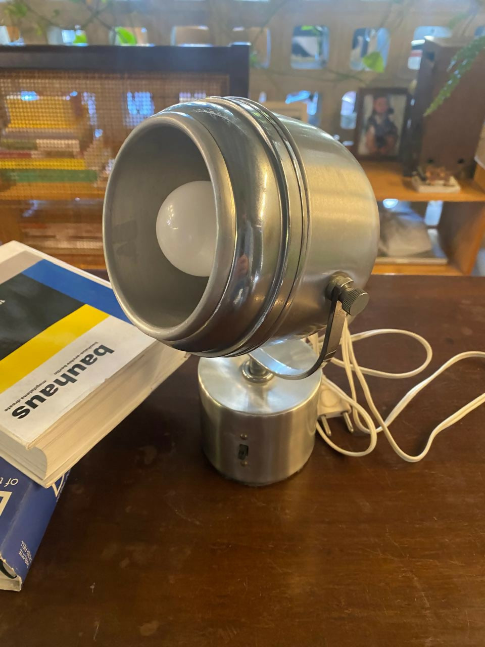 Par de luminarias de mesa anos 70. Aluminio natural