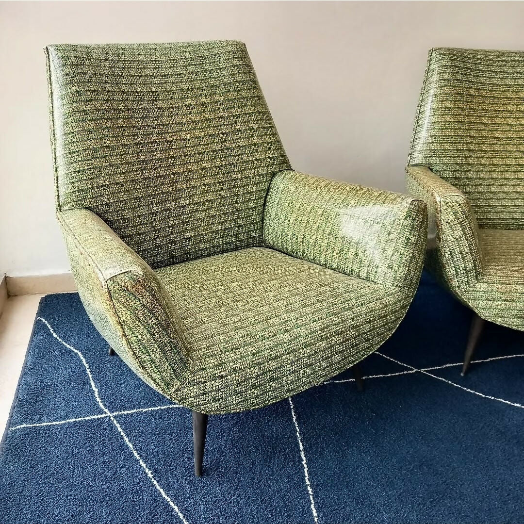 PAR DE POLTRONAS ANOS 50 PÉ PALITO