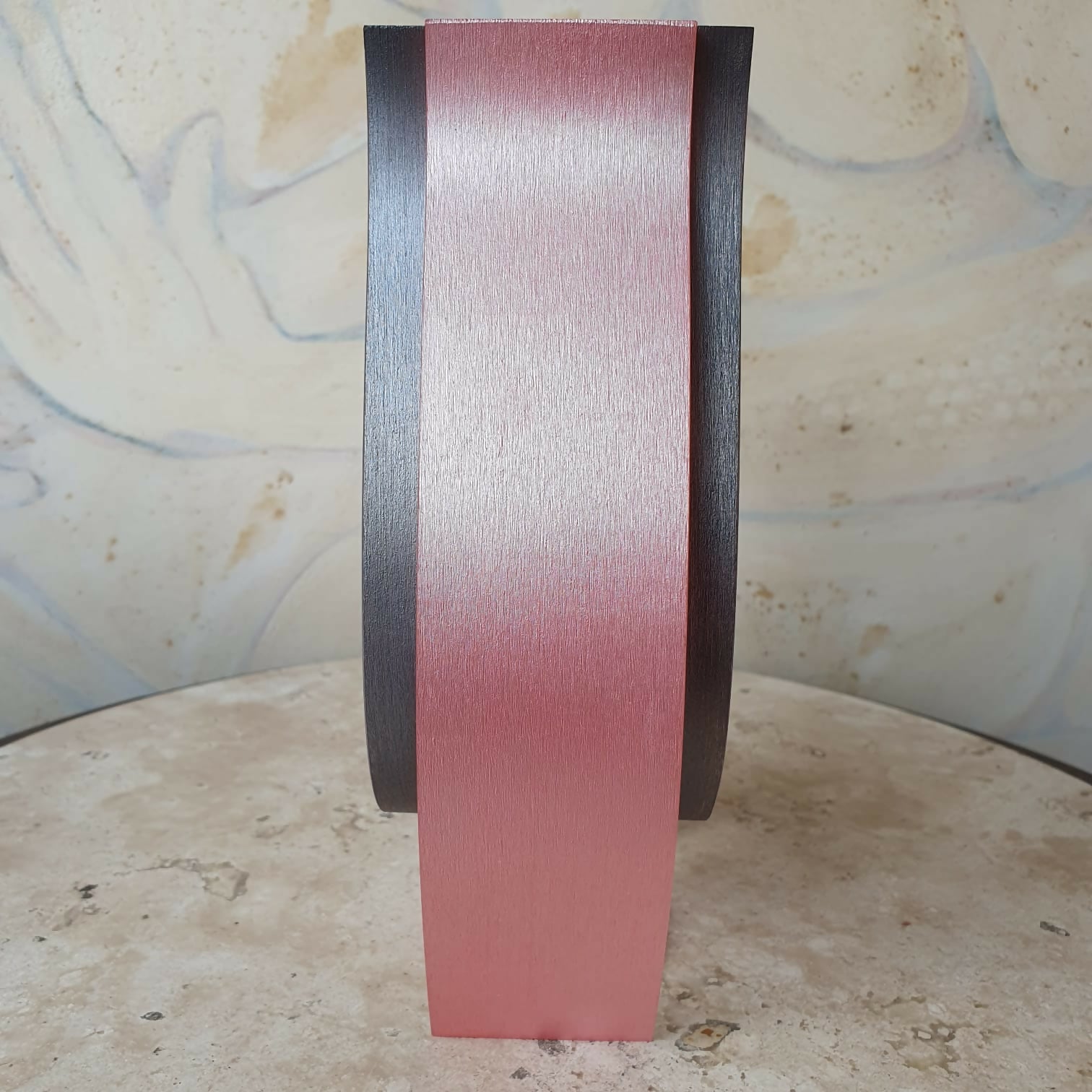 Vaso escultural em bloco de acrílico de CEC Le Page