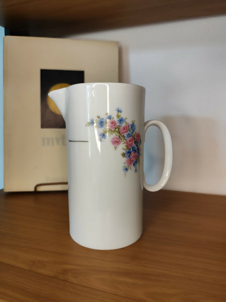 Conjunto de louças Porcelana Renner, linha Medaillon (anos 70), com 6 peças