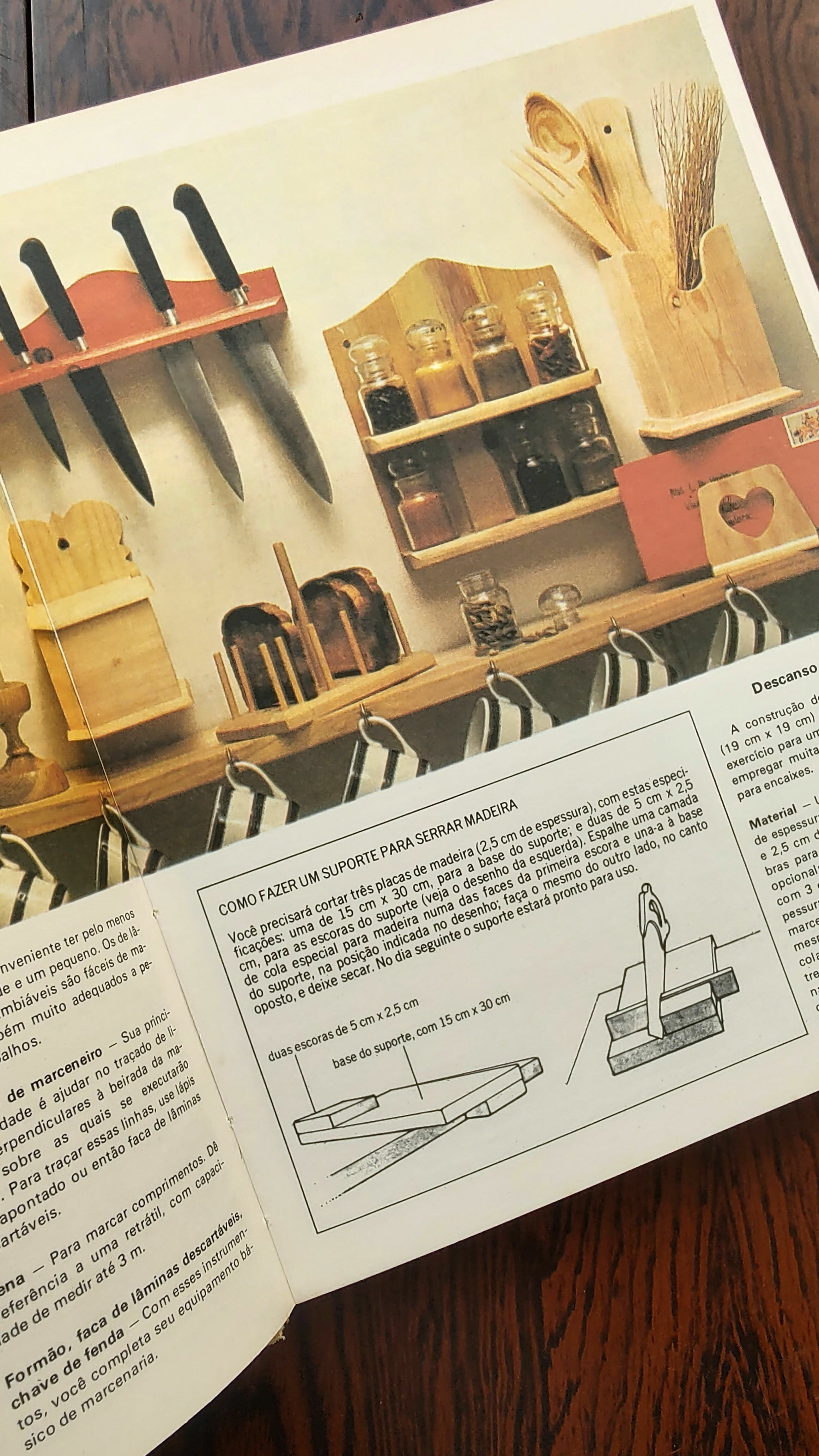 Livro "Boa ideia! Artesanato em Casa" de 1976