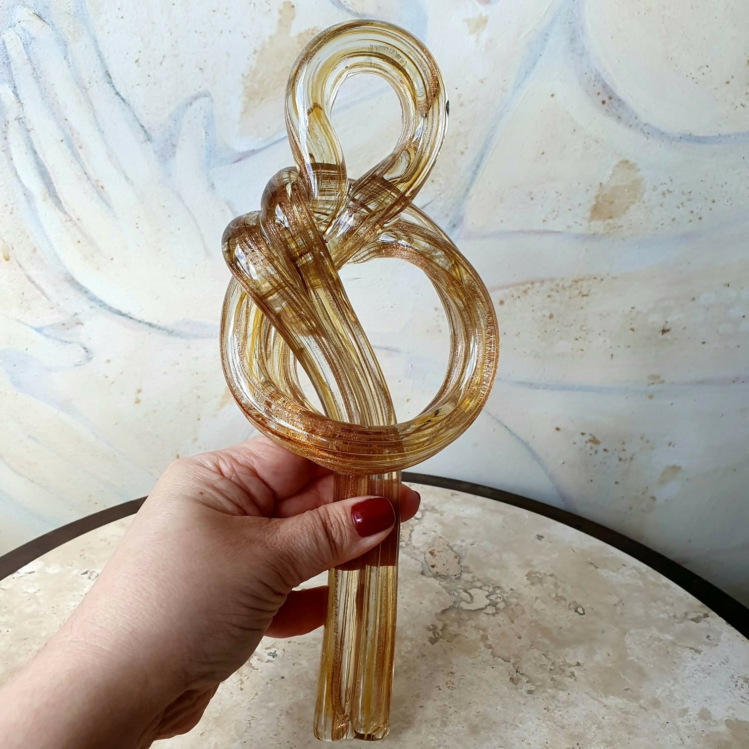 Escultura NÓ em vidro artístico Murano. Impecável!