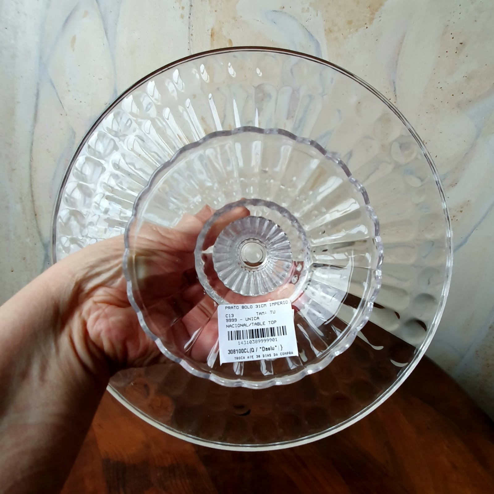 Boleira linda com pé alto,31cm, Daslu, sem uso, com etiqueta, na caixa original.