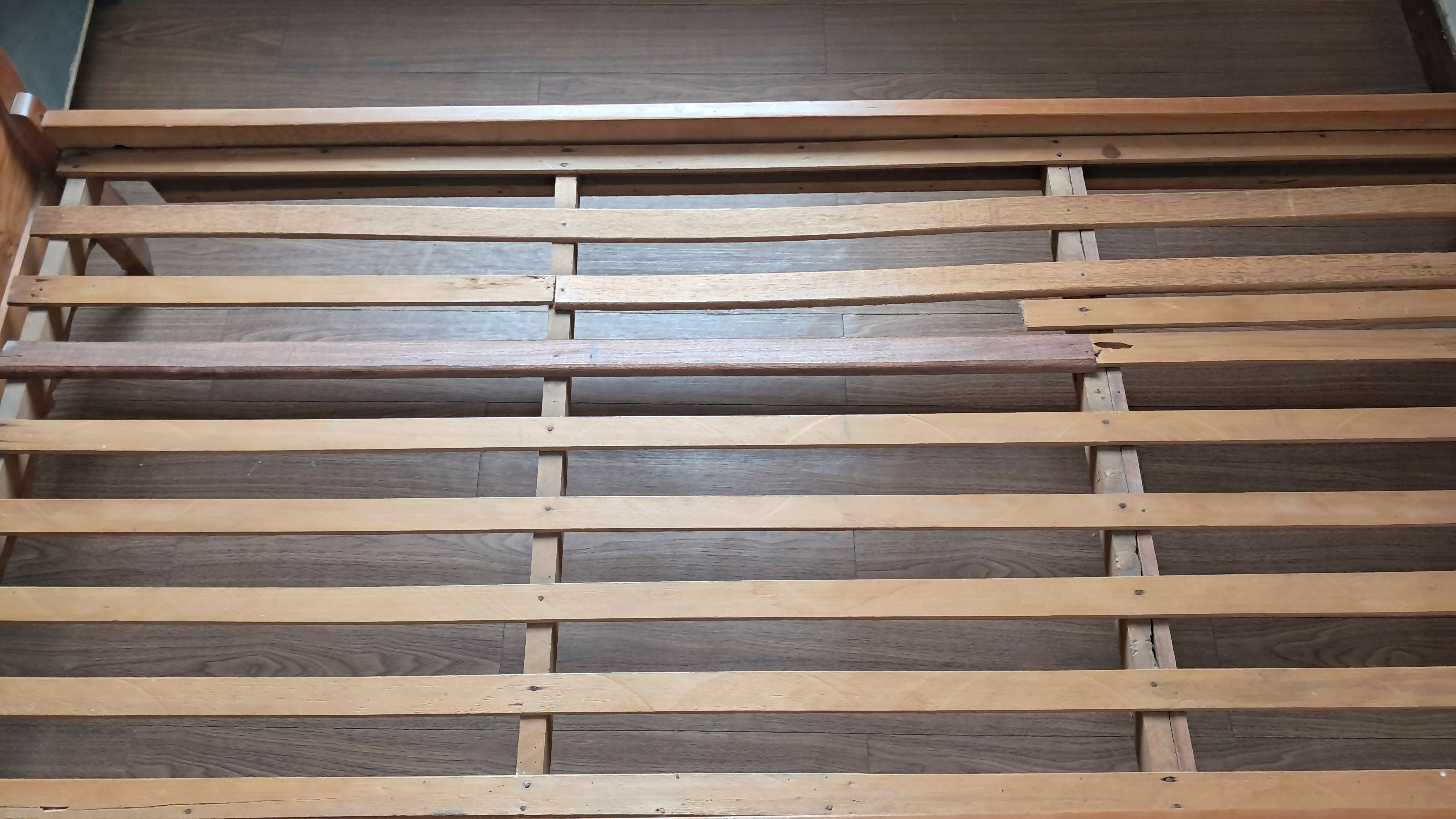 Cama de solteiro Provençal