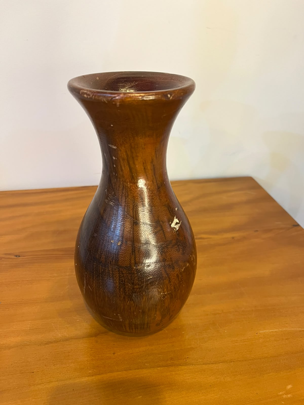 Vaso Decorativo Em Madeira Torneada – Acabamento Castanho | 26 Cm