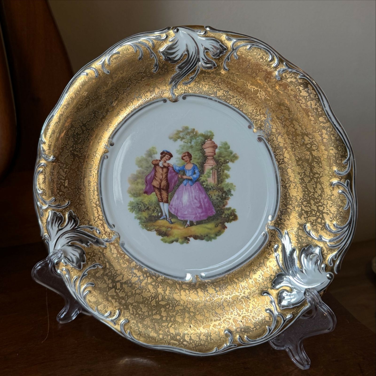 Grande Prato Decorativo com Cena Galante