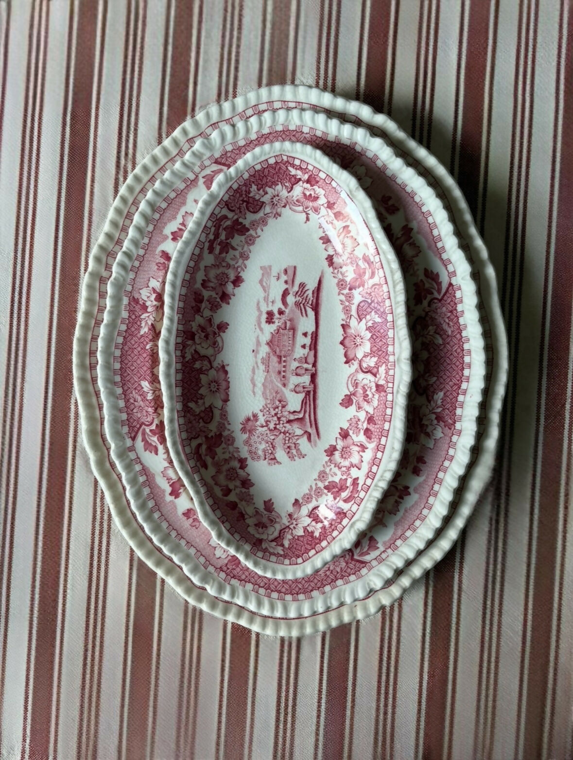 Aparelho de jantar inglês em faiança (11 peças)