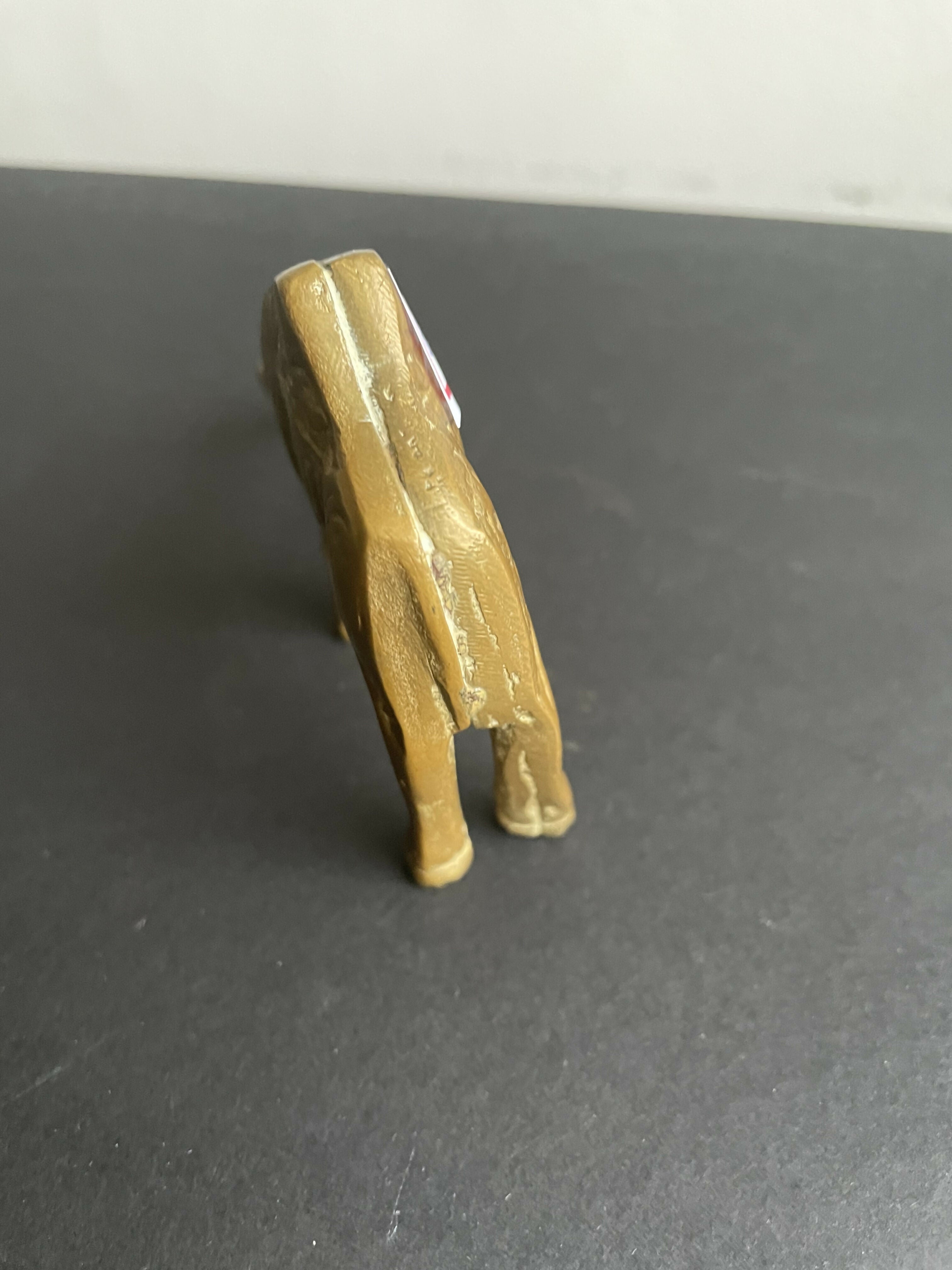 Estatueta Camelo em metal dourado indiano