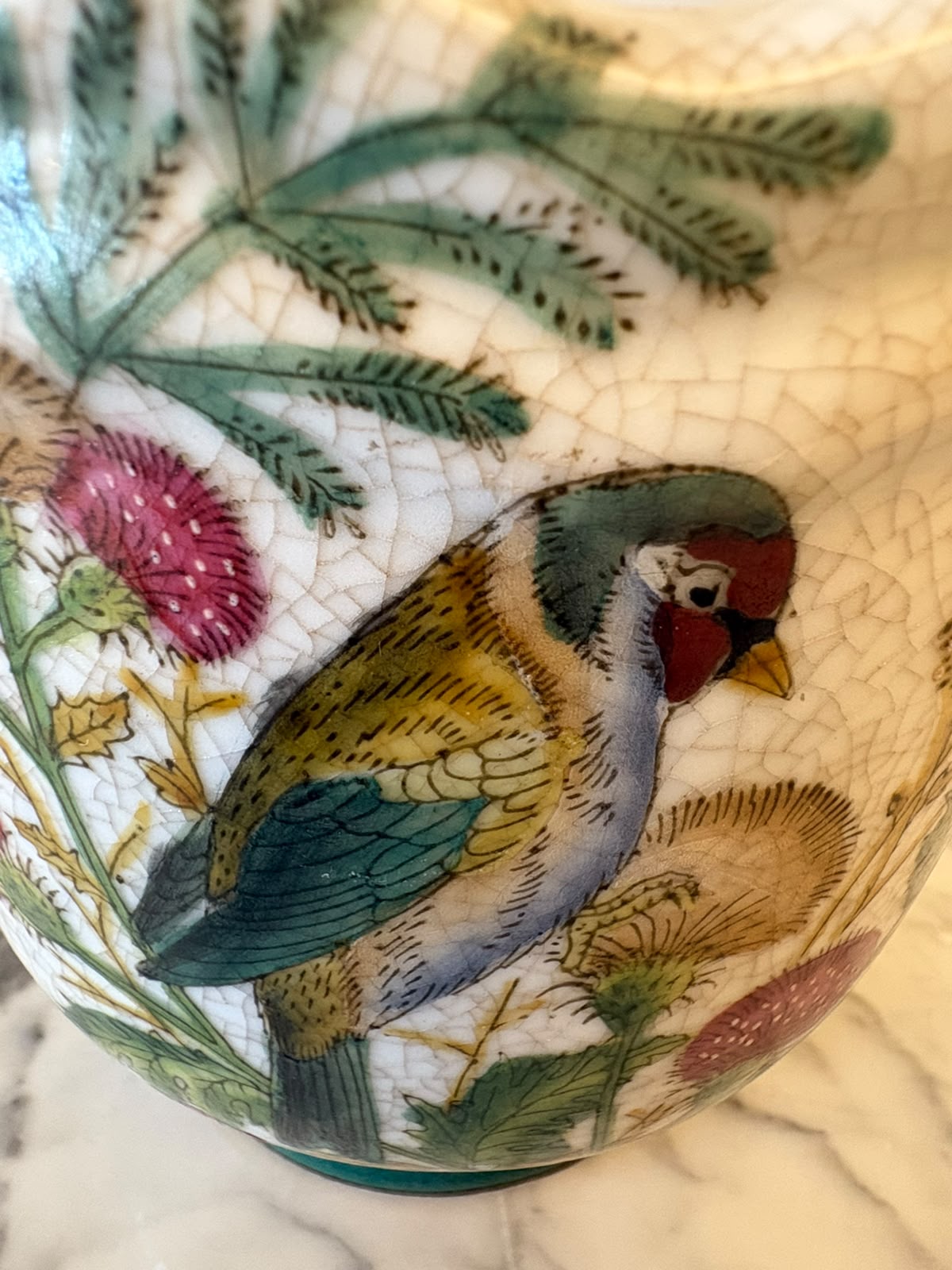 Cachepô oriental em porcelana com pássaro pintado à mão - Cachepô "Violeta"