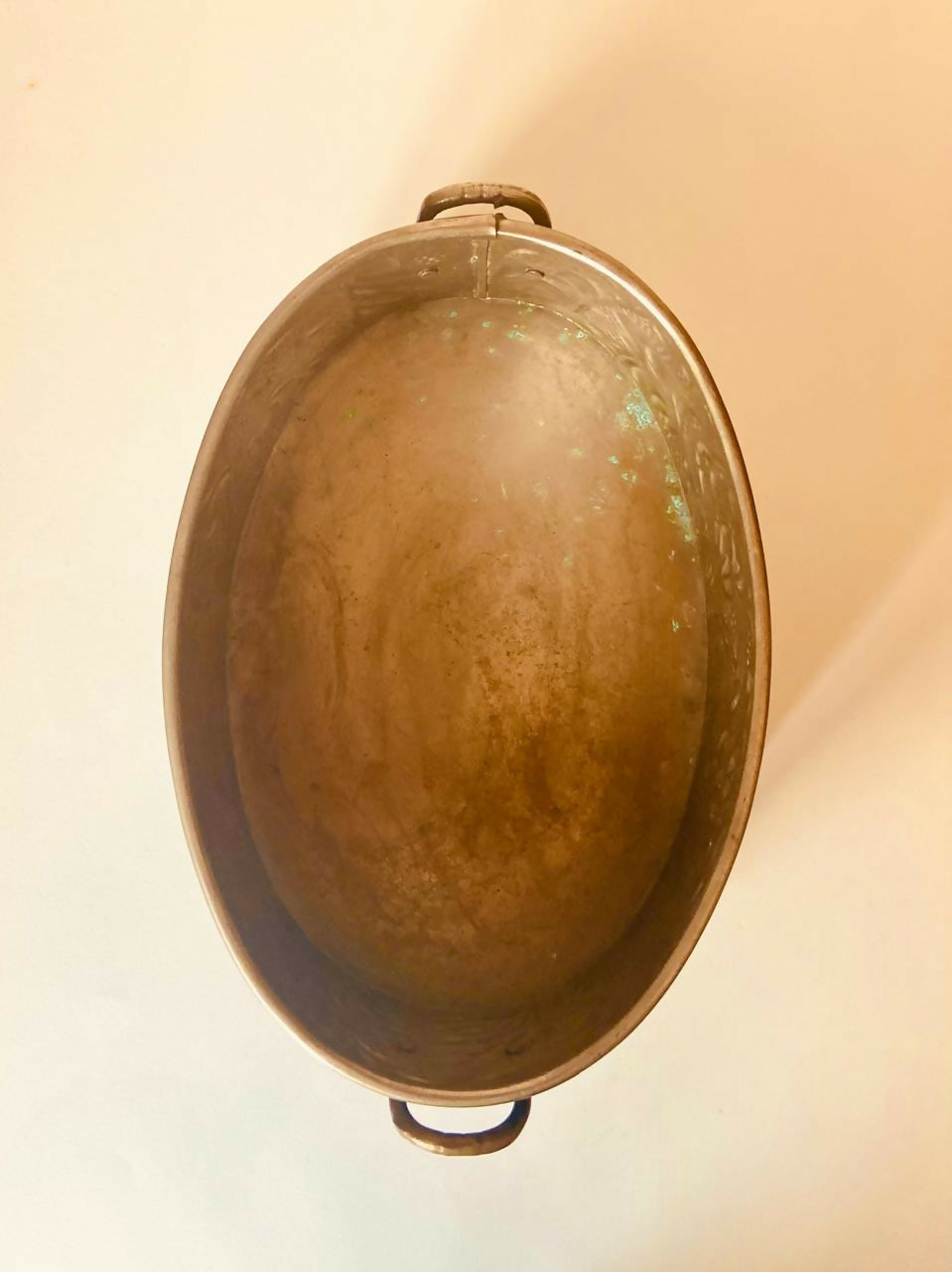 Cachepot oval em metal 27 cm (DMCPS_261)