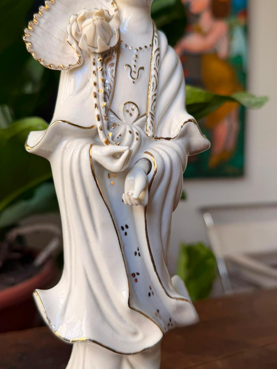 Estatueta Deusa Kuan Yin