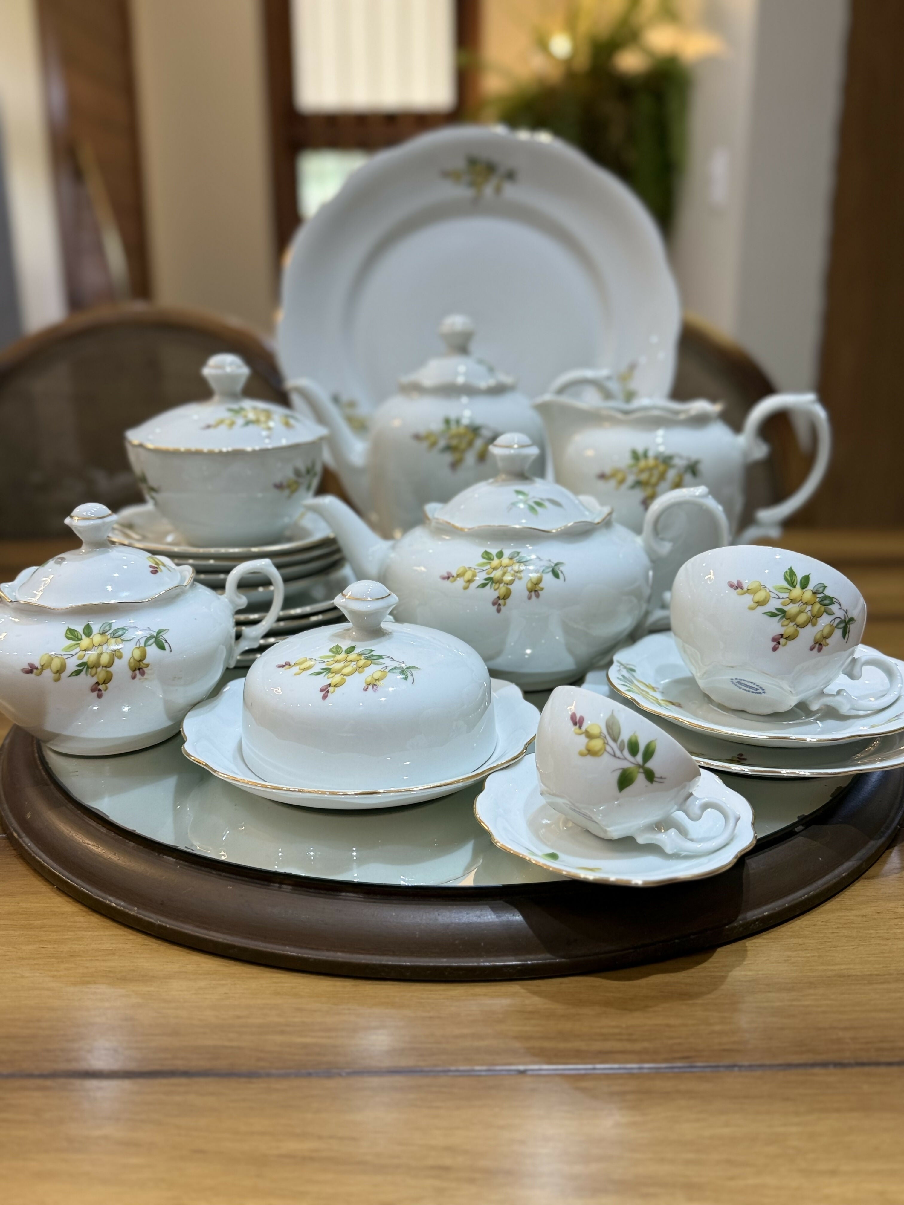 Conjunto para chá e café porcelana Renner