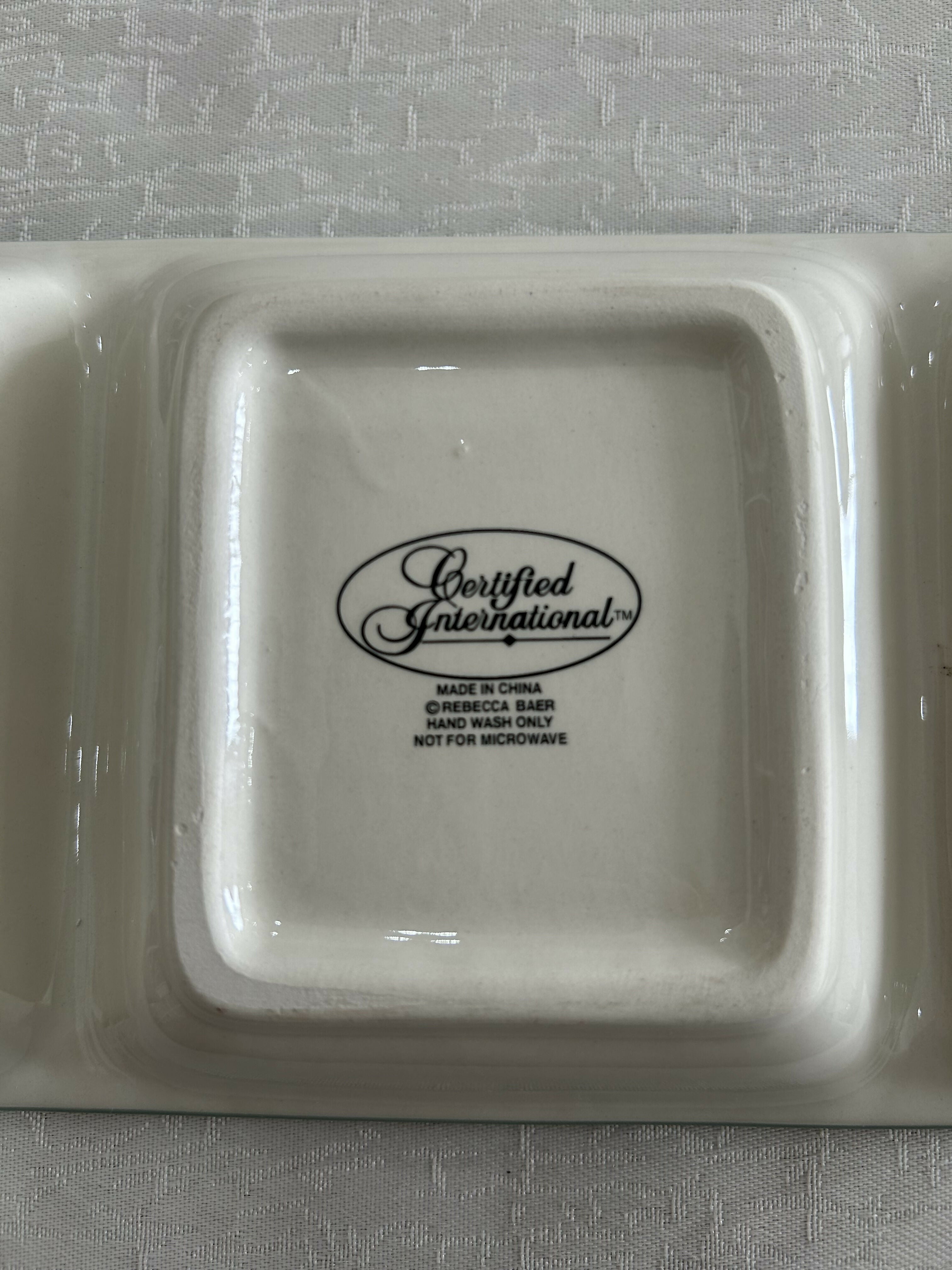 Petisqueira com 3 divisões em porcelana