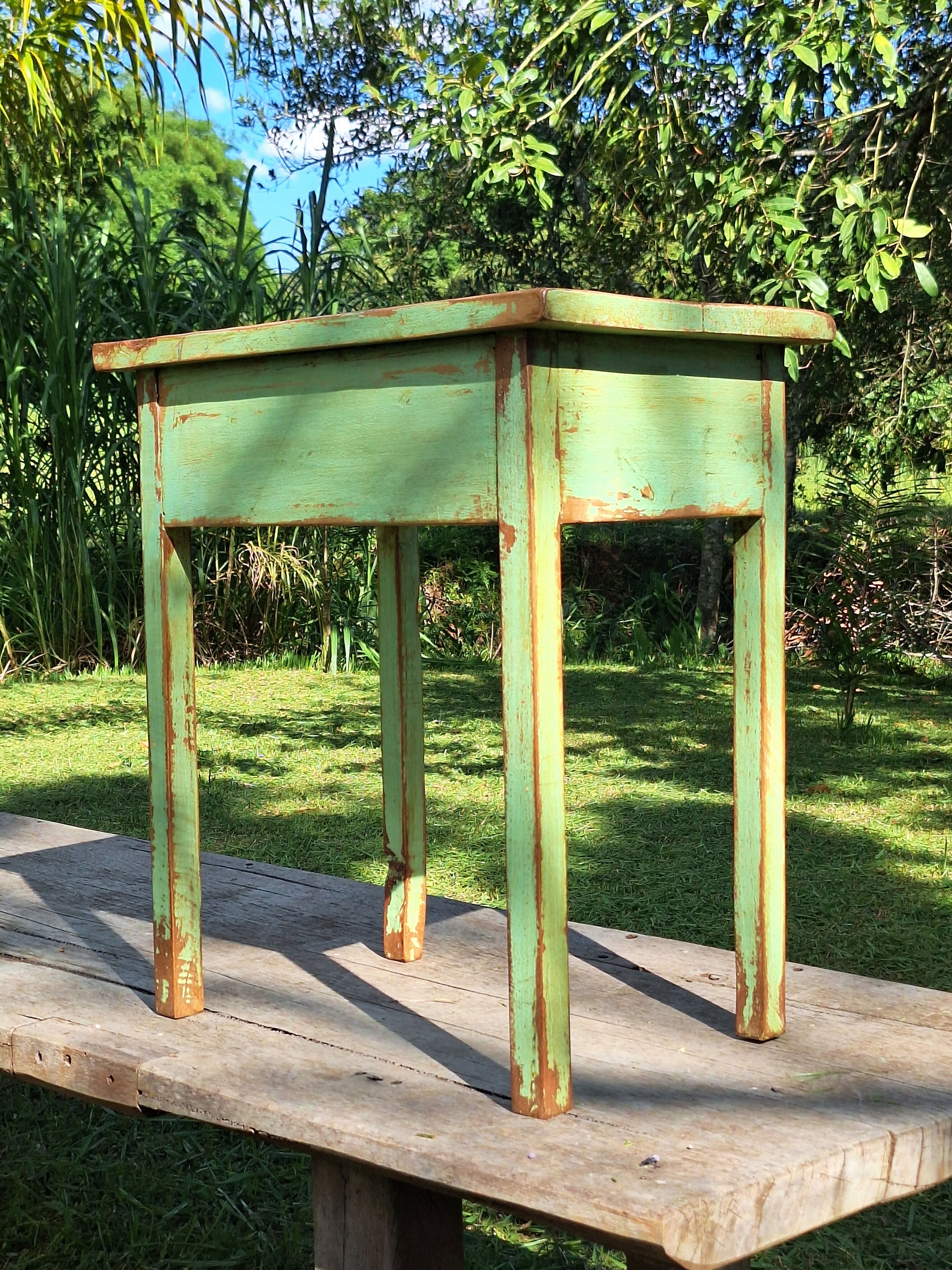 Mesa De Apoio / Mesa Cabeceira Tinta Gasta Verde Madeira Maciça