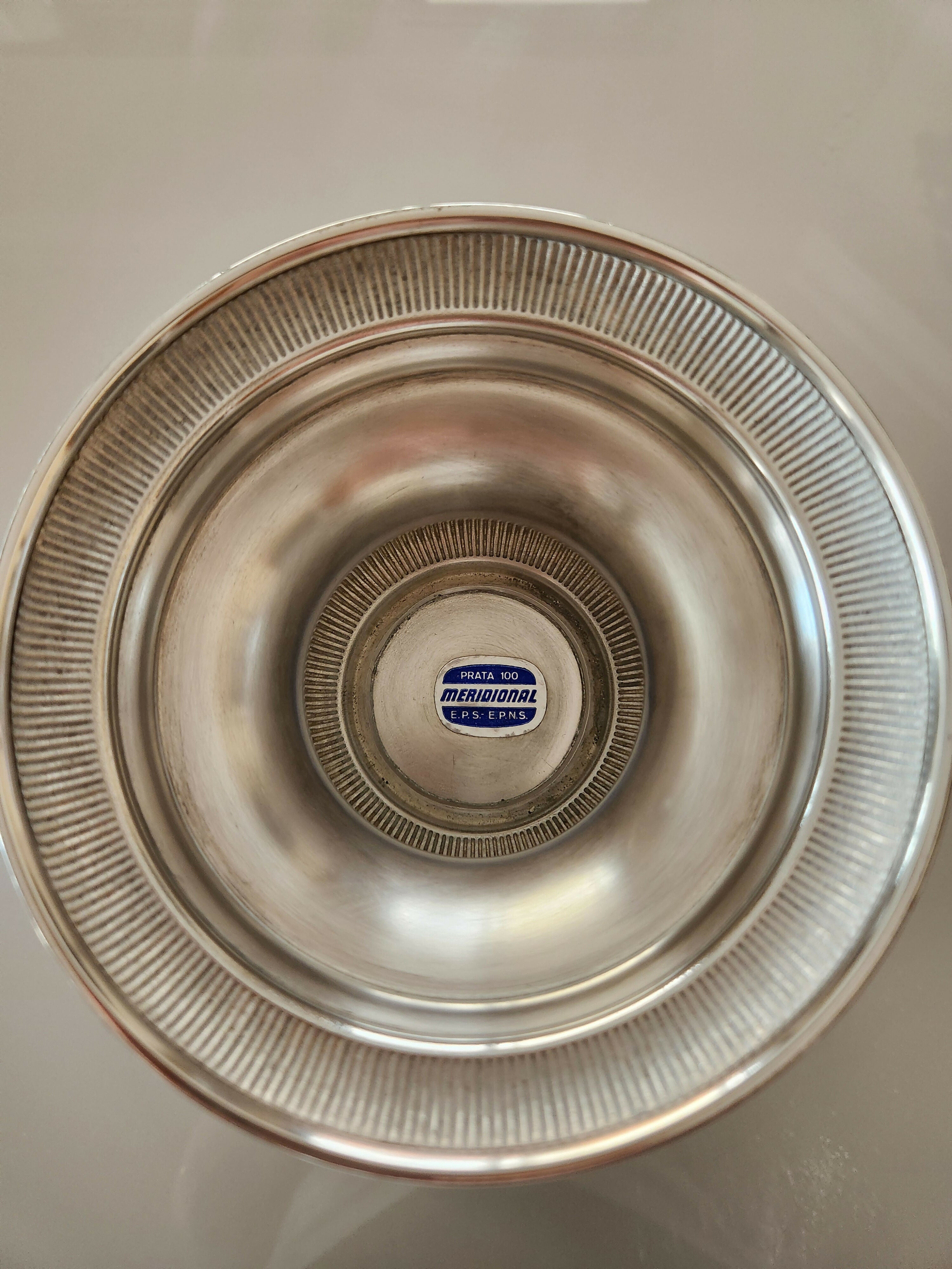 Balde de gelo para bebidas em prata 100 meridional