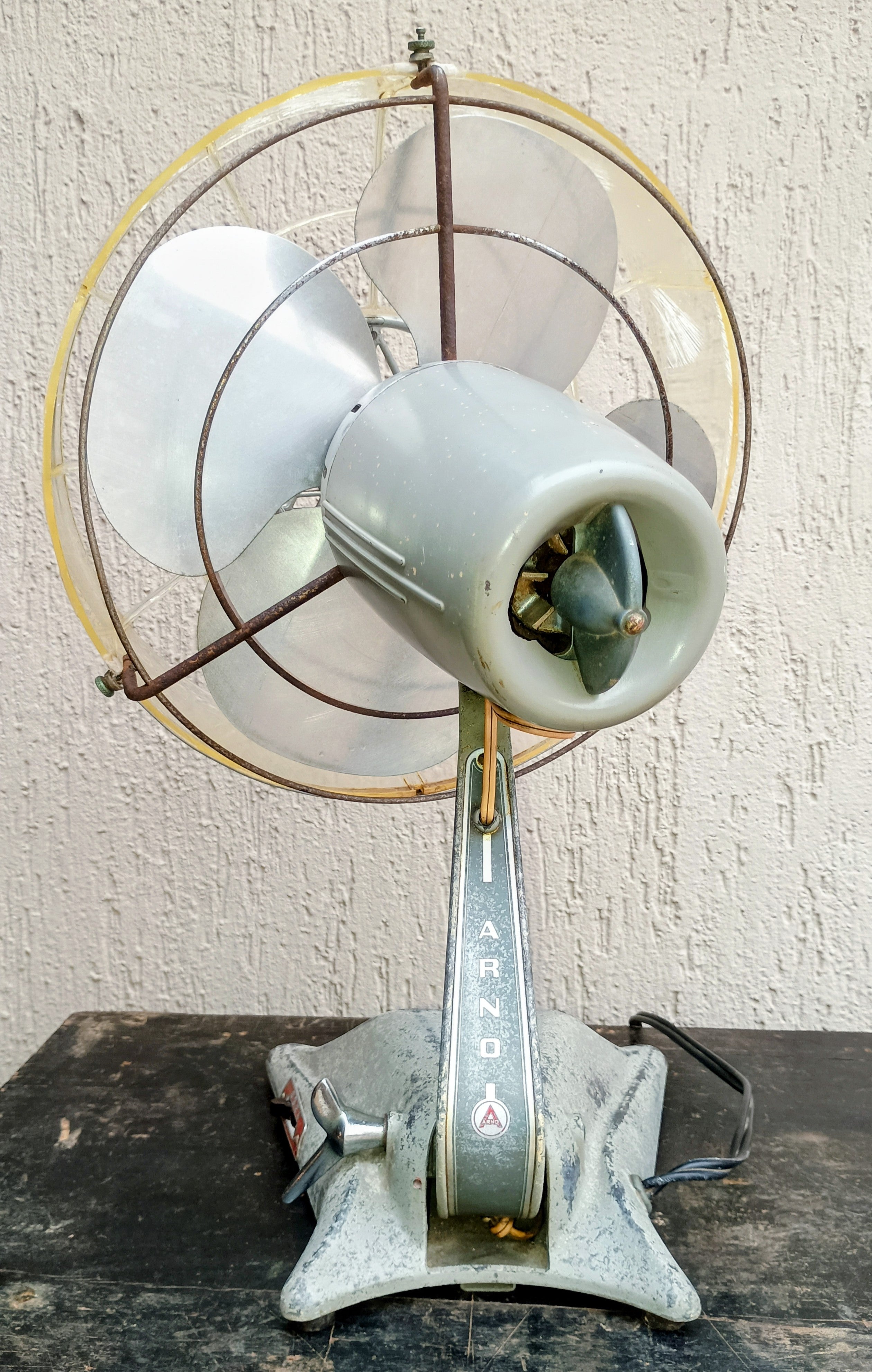 VENTILADOR ARNO EP-5 – DÉCADA DE 1950 | ALUMÍNIO FUNDIDO | HÉLICE EM ALUMÍNIO | FUNCIONANDO | PEÇA DE COLEÇÃO