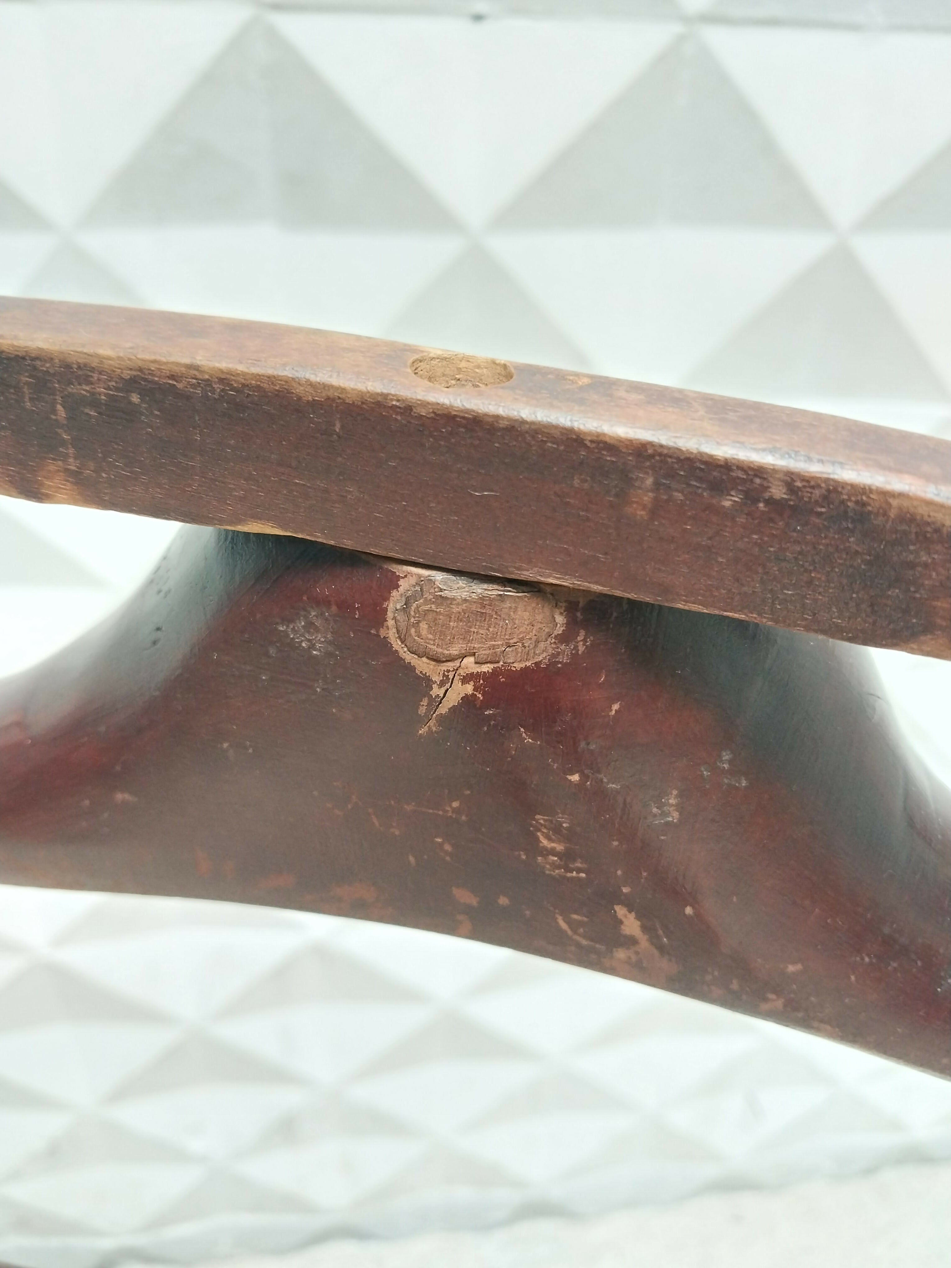 Cabideiro Antigo em Madeira Maciça