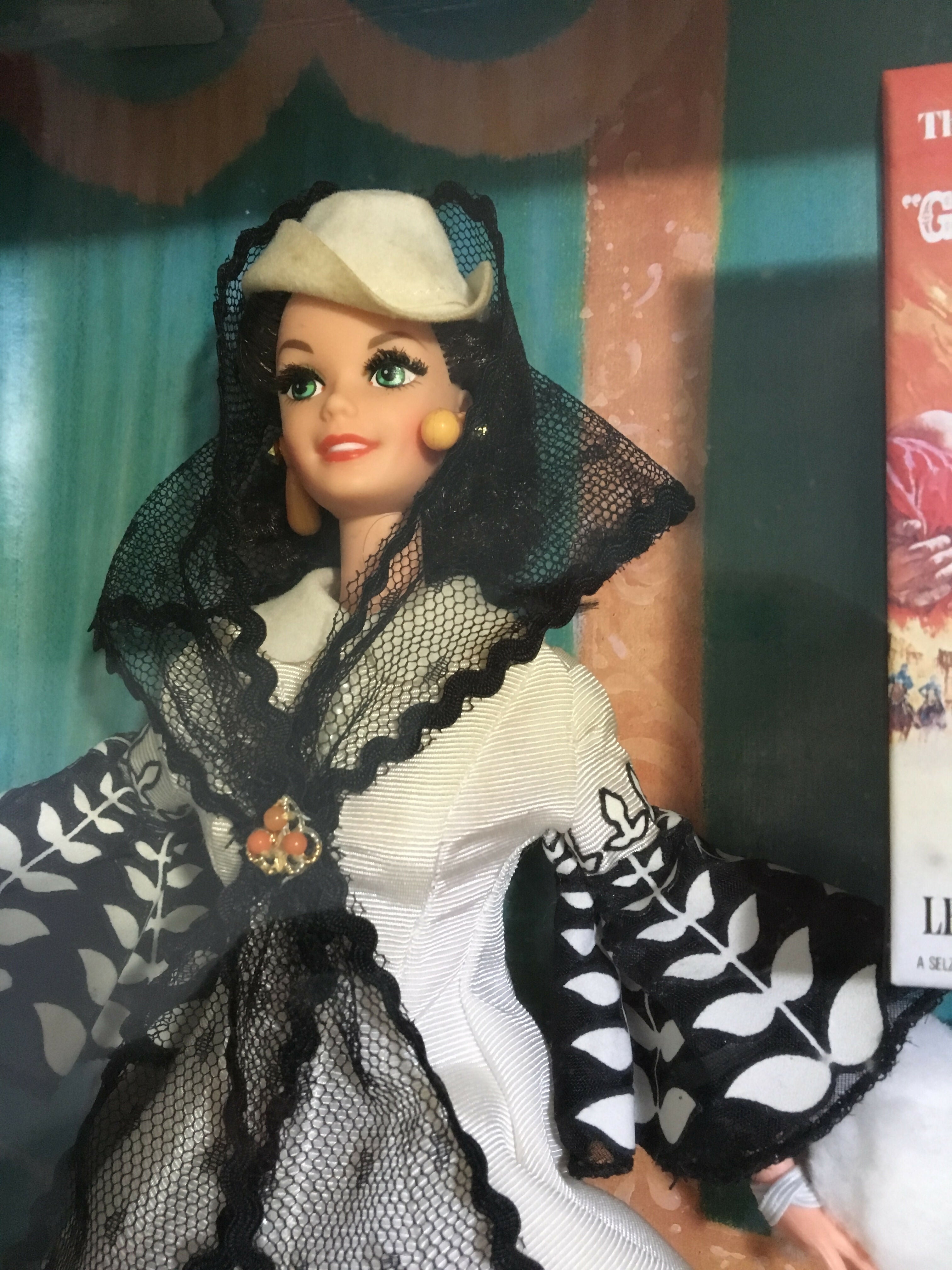 Barbie e Ken caracterizados do filme “E o Vento levou”