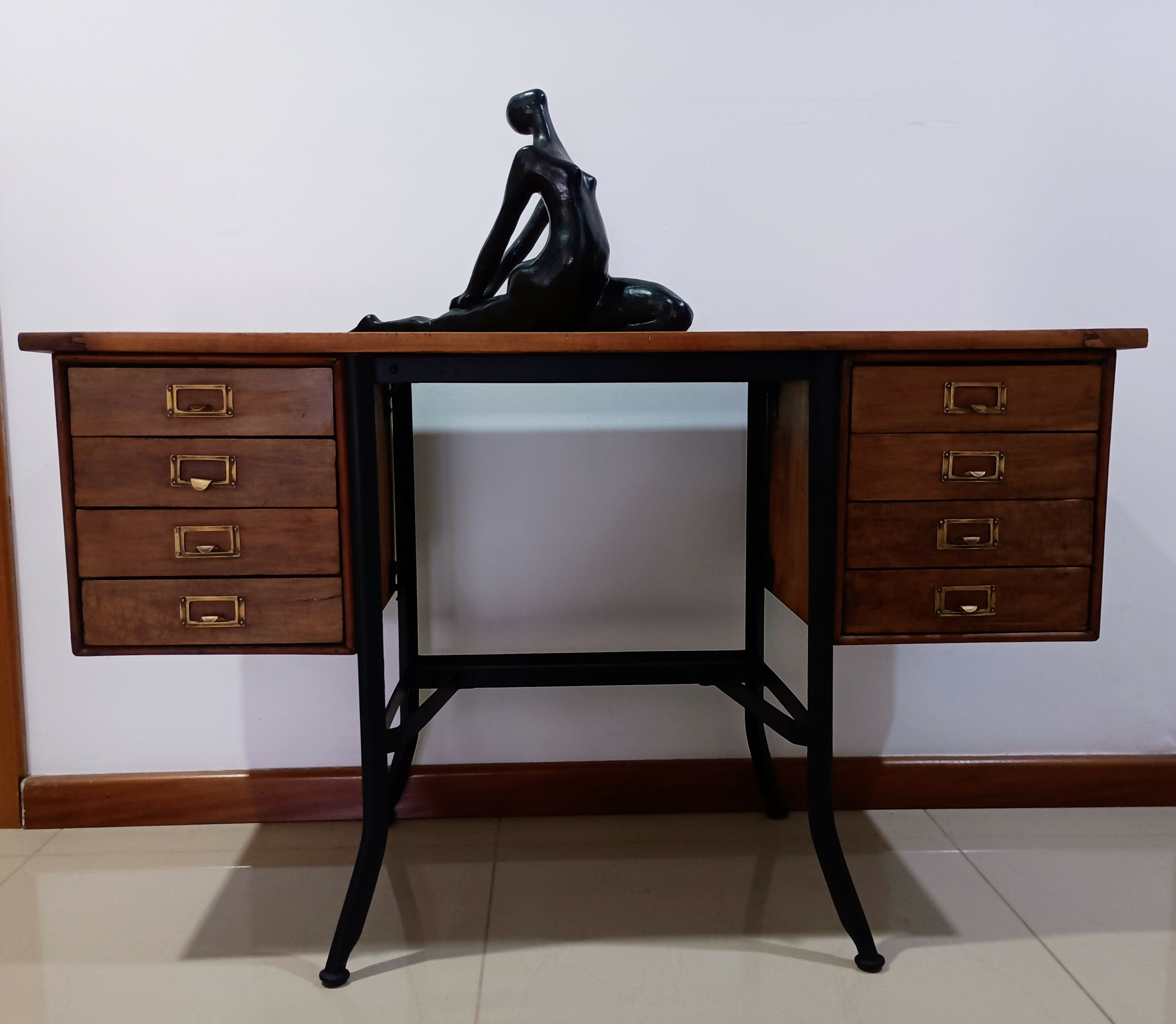 Escrivaninha arquivo anos 50