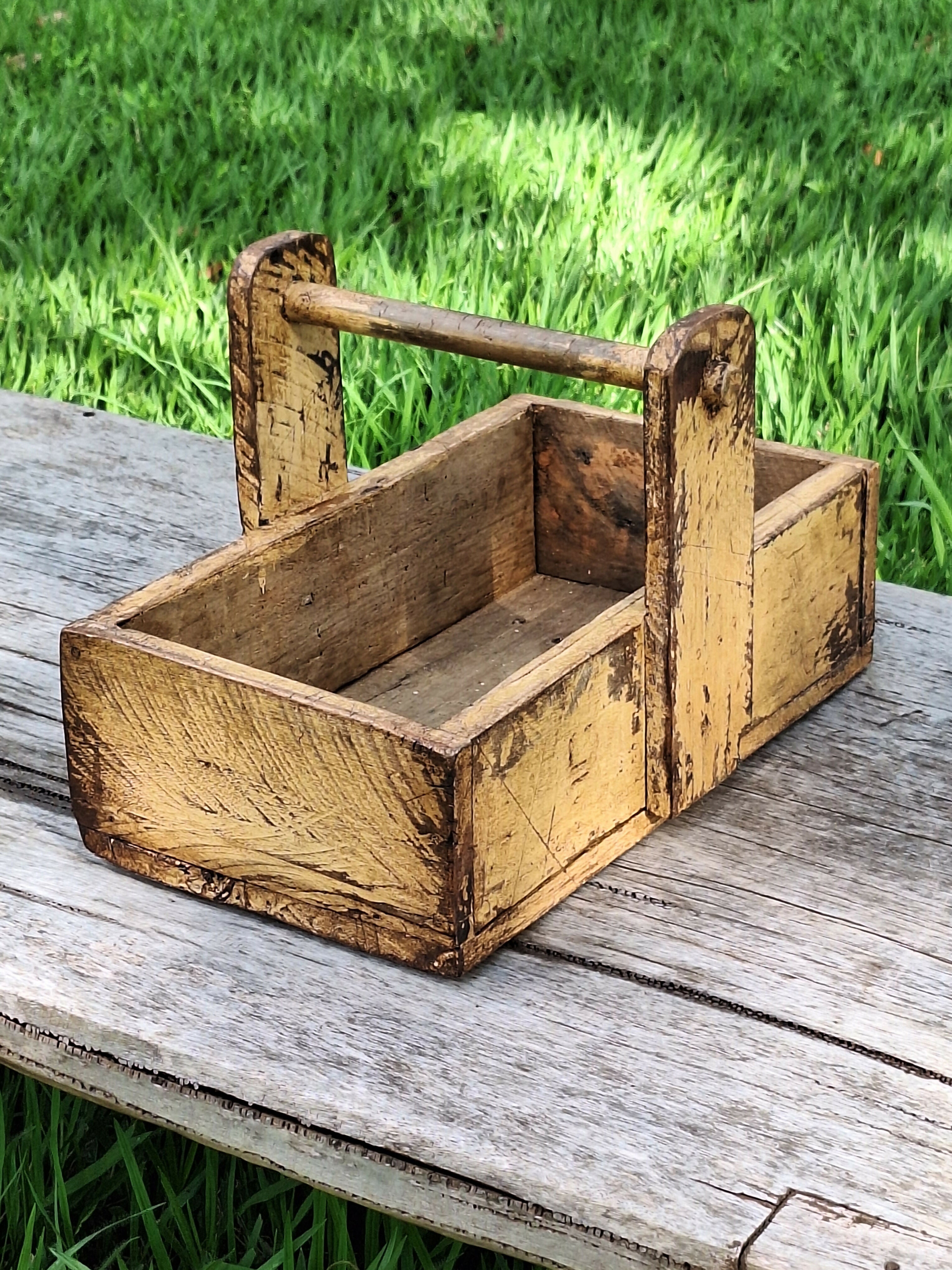 Caixa de Ferramenta Tinta Gasta Madeira Maciça Garimpo Mineiro