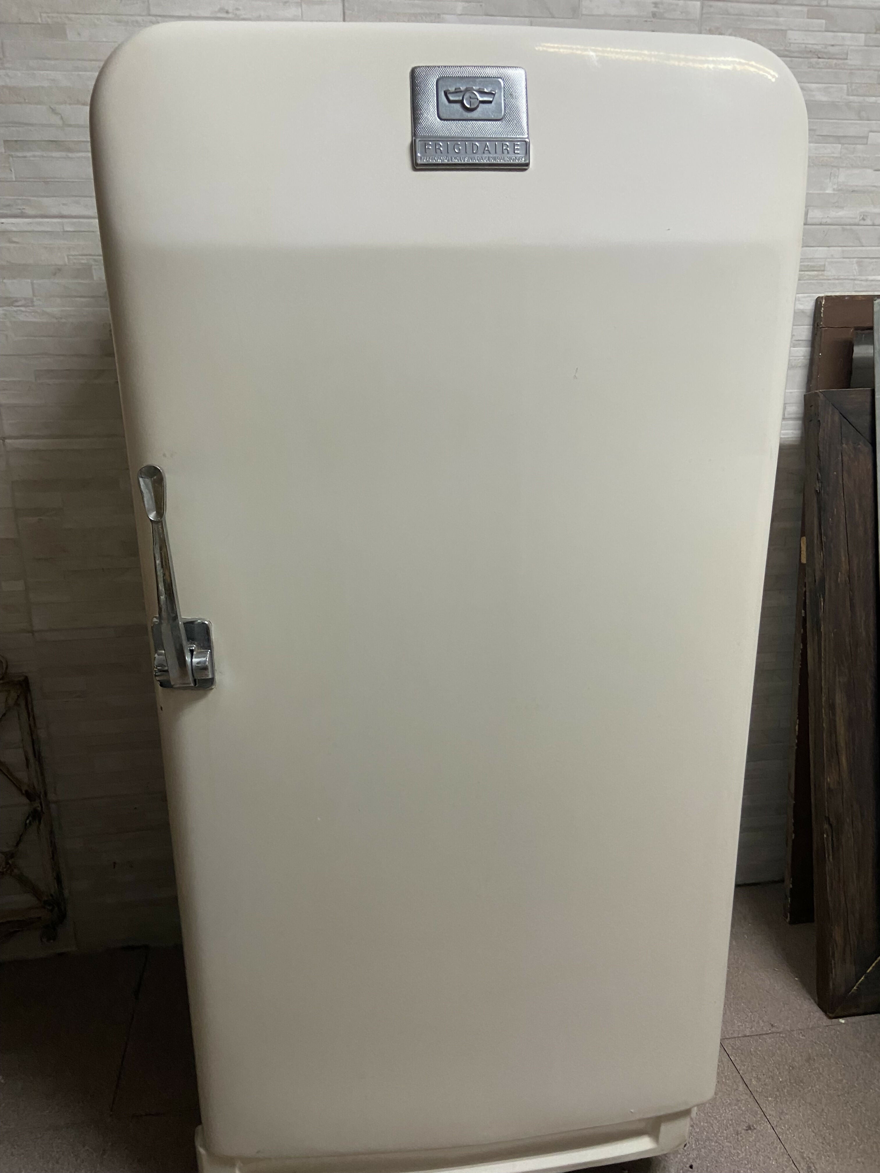 Geladeira Frigidaire Vintage