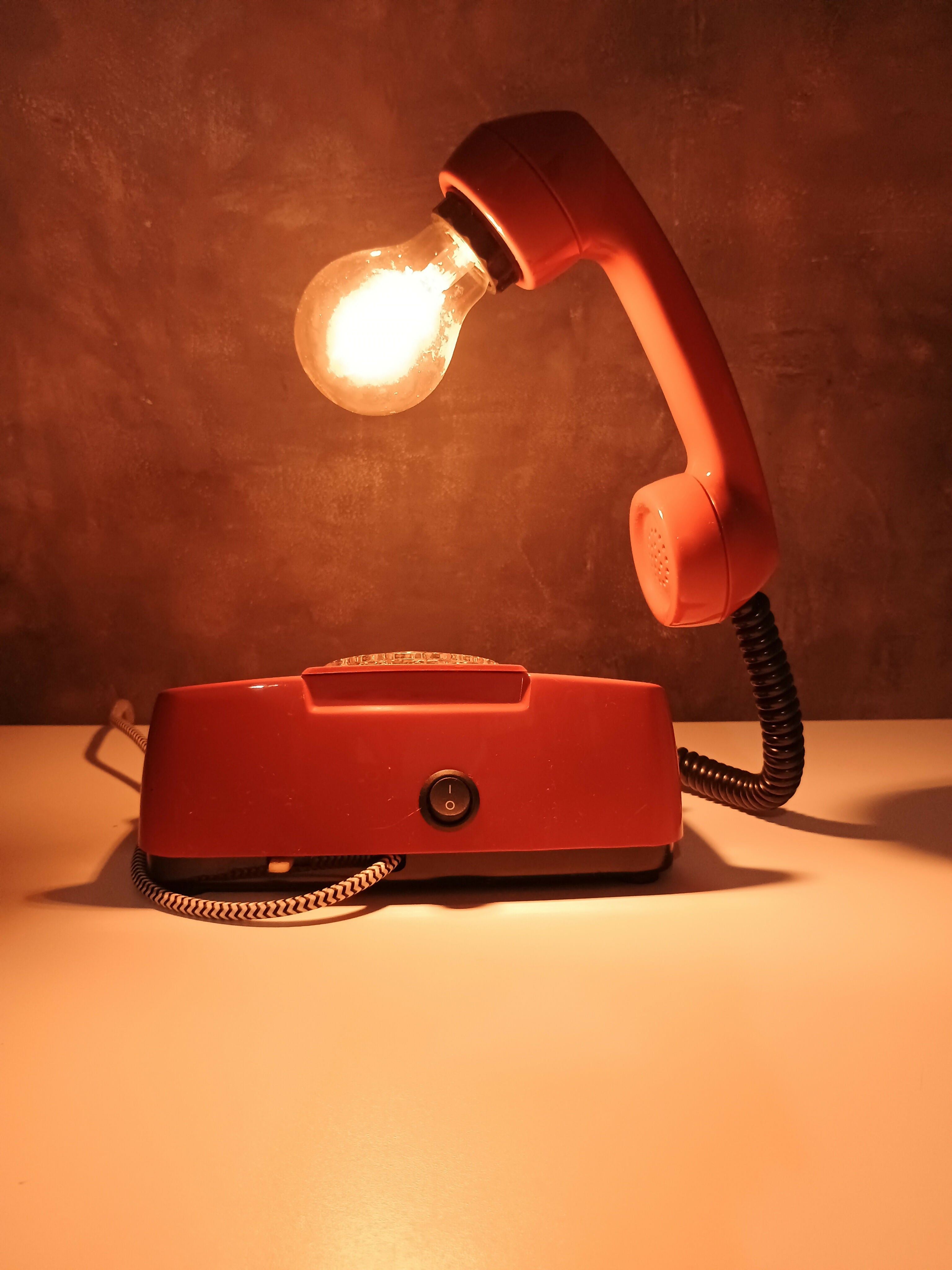 Luminária Colorida Telefone Tijolinho