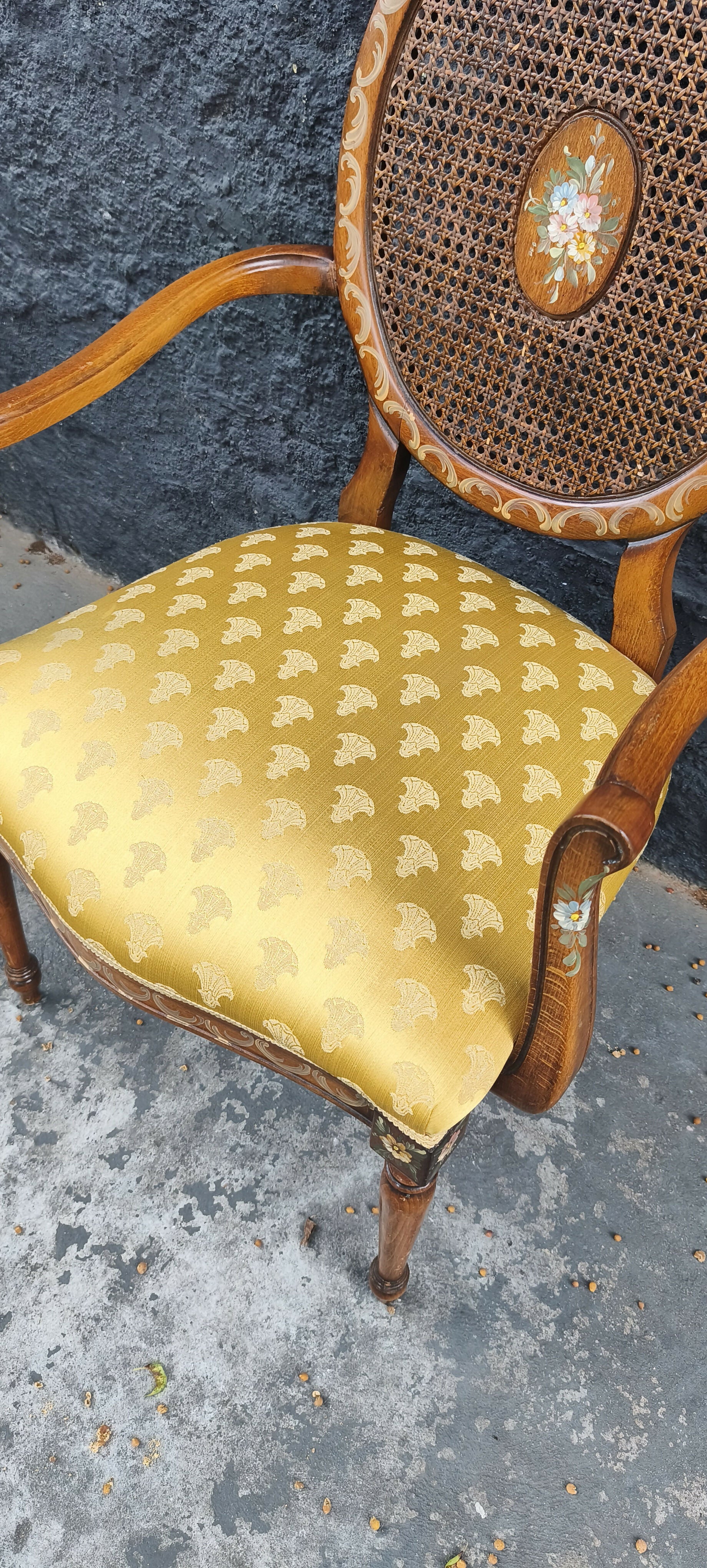 Par de Poltronas Medalhão em Carvalho e Palhinha