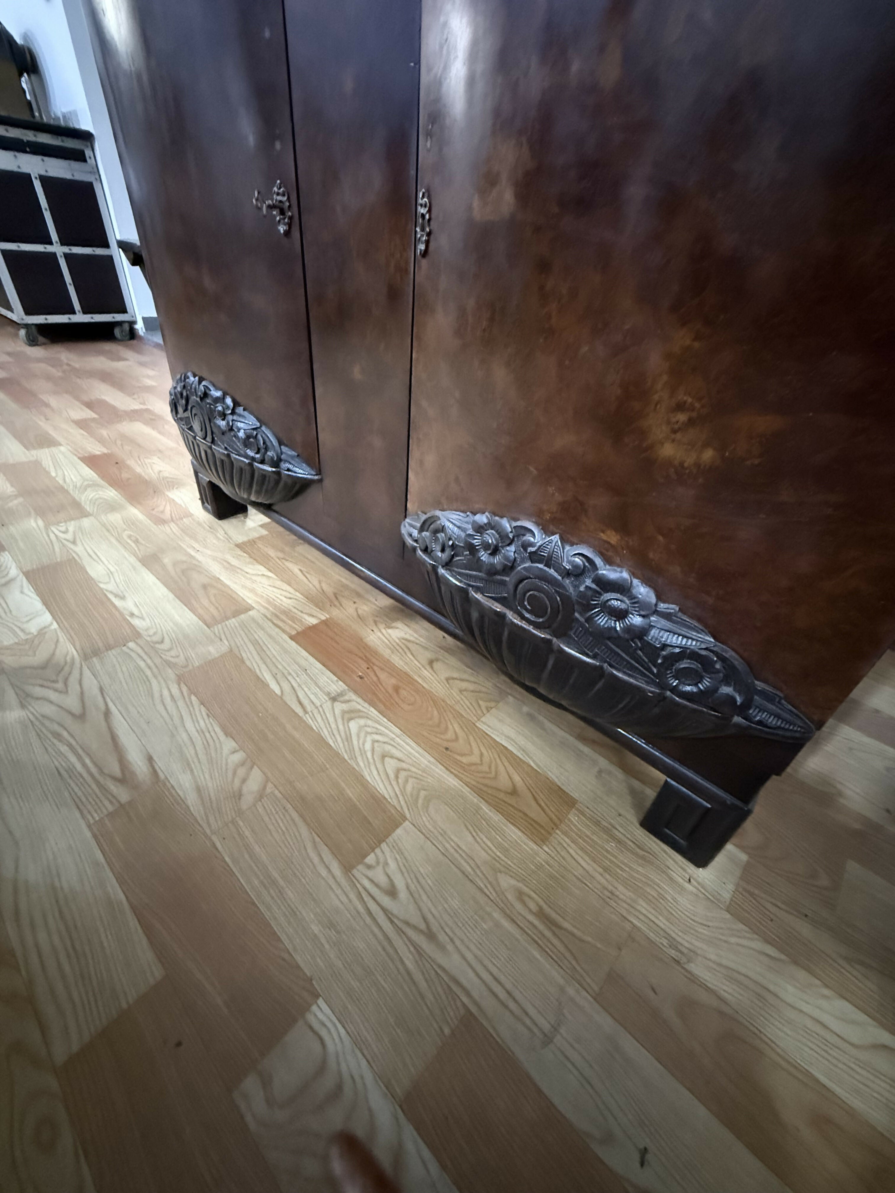 Buffet Art Déco Antigo em Madeira Maciça de Imbuia com Espelho Original