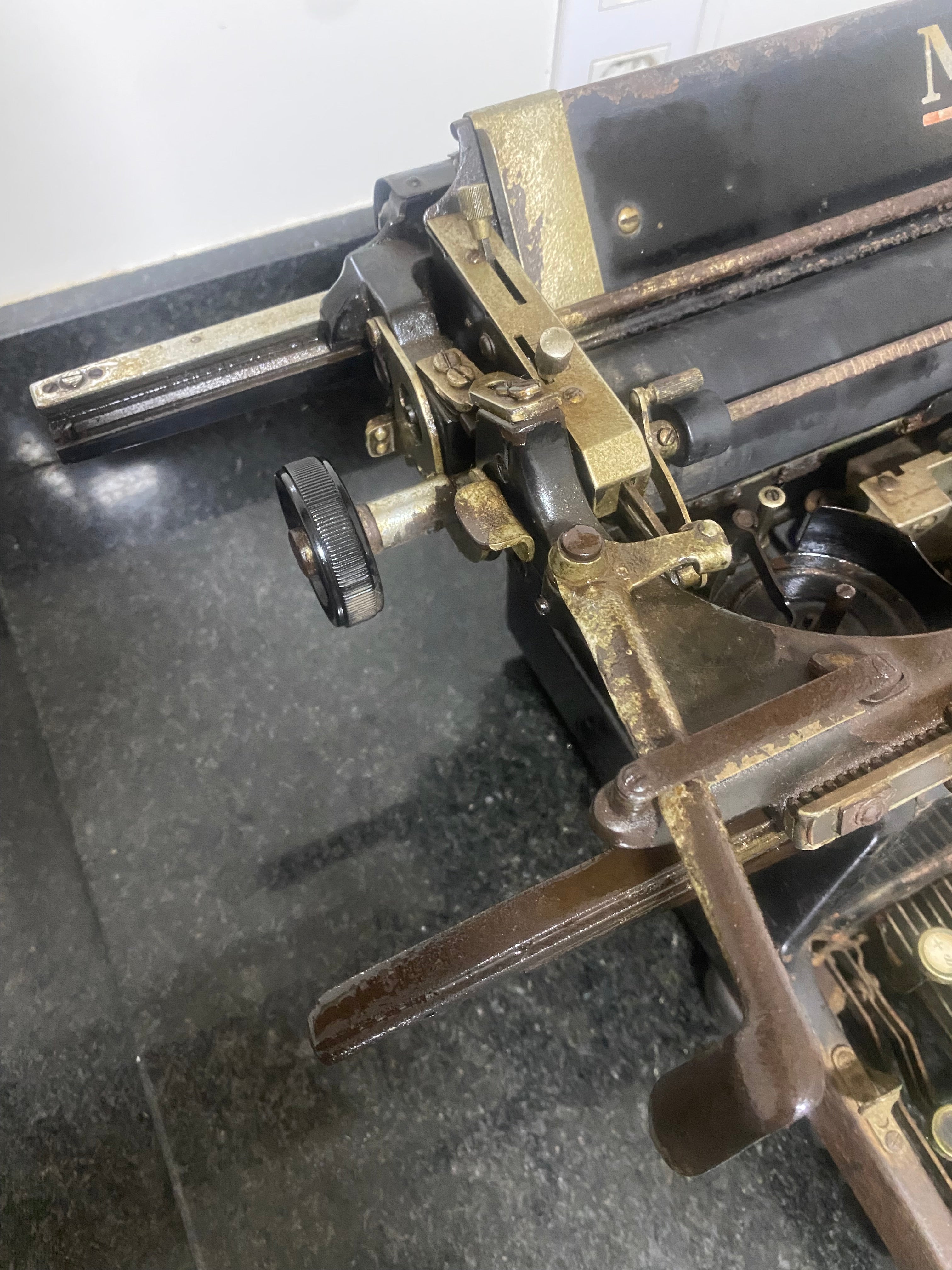 Máquina datilográfica Mercedes