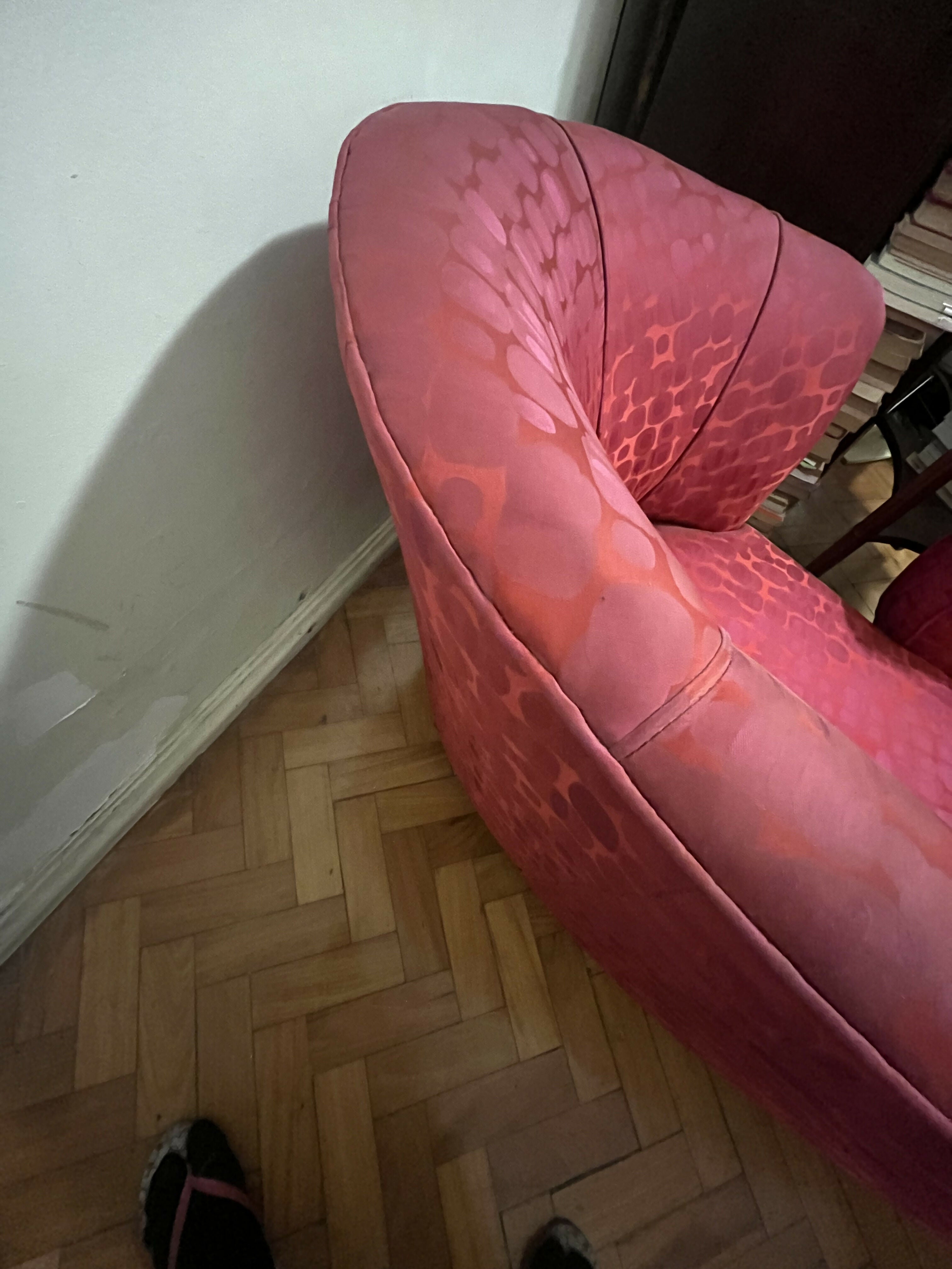 RECAMIER COR CEREJA (estilo divã de Freud