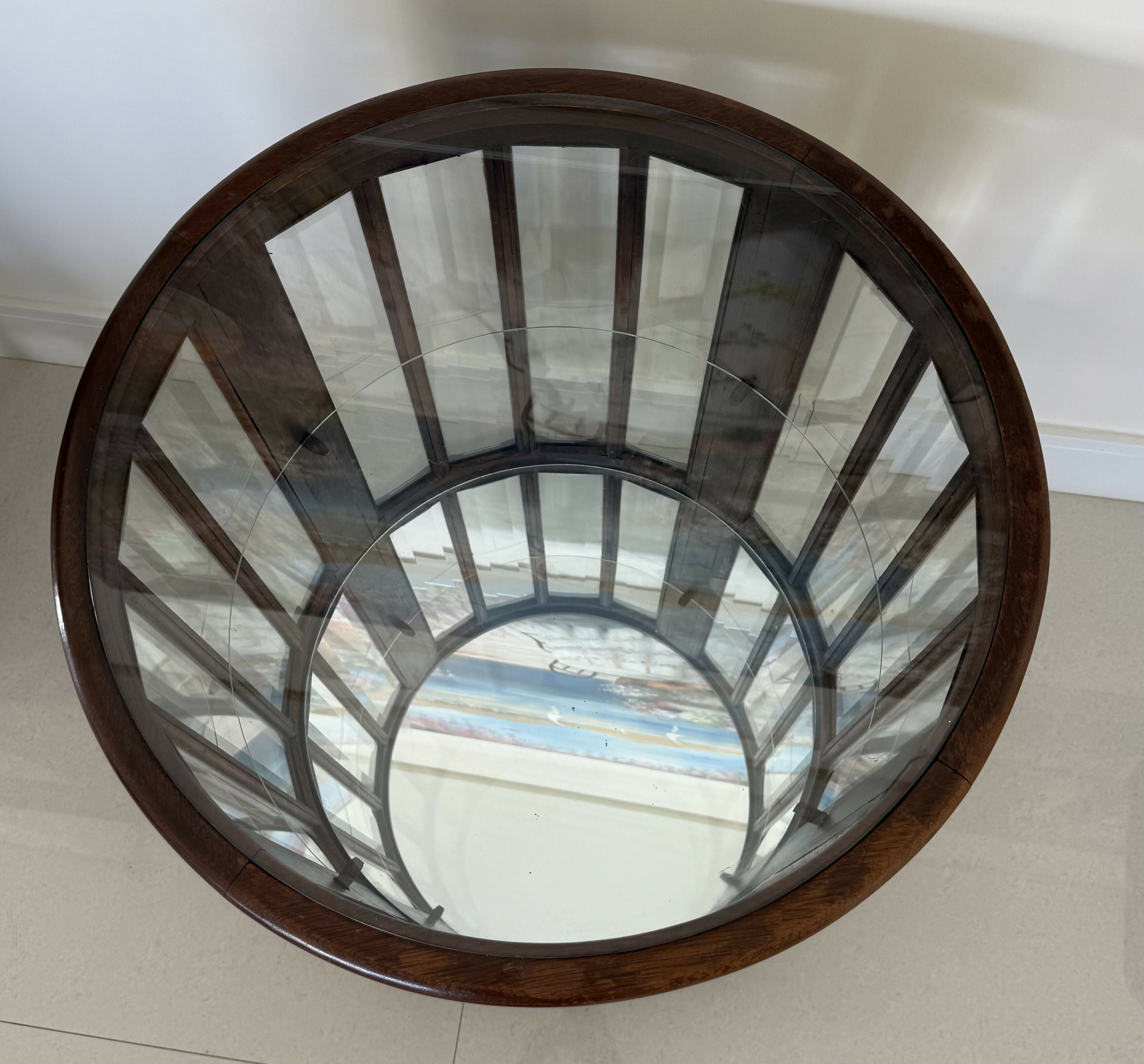 Pequena cristaleira. Um mimo!!