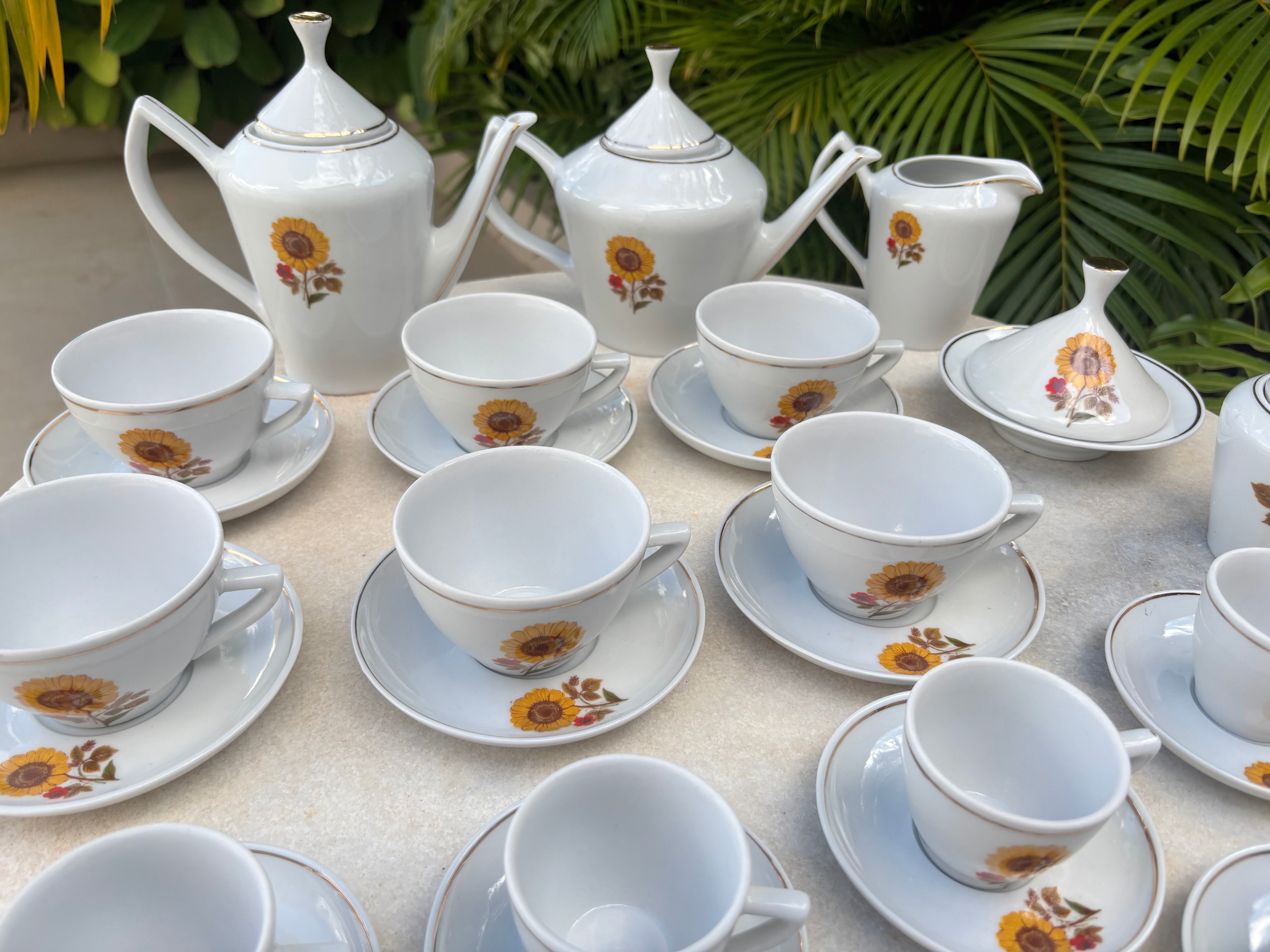 Aparelho de Chá e Café Porcelana Pozzani Girassol - 33 Peças (Na Caixa Original)
