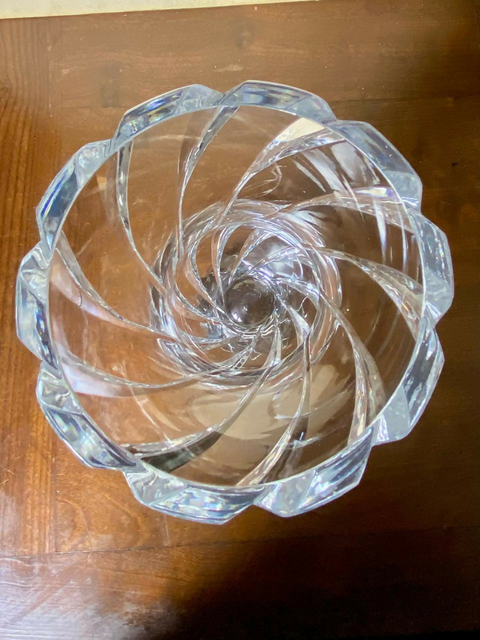 Vaso em cristal lapidado com torção helicoidal (DMCPS_350)