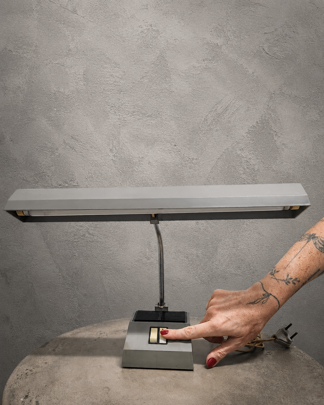 Luminária de mesa Xerife