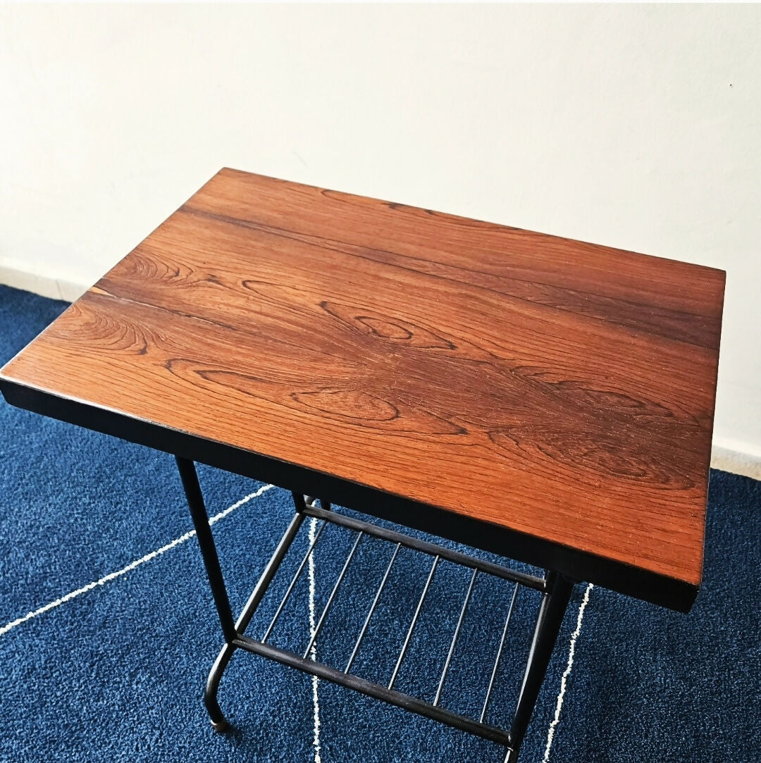 MESA DE APOIO EM JACARANDÁ E FERRO